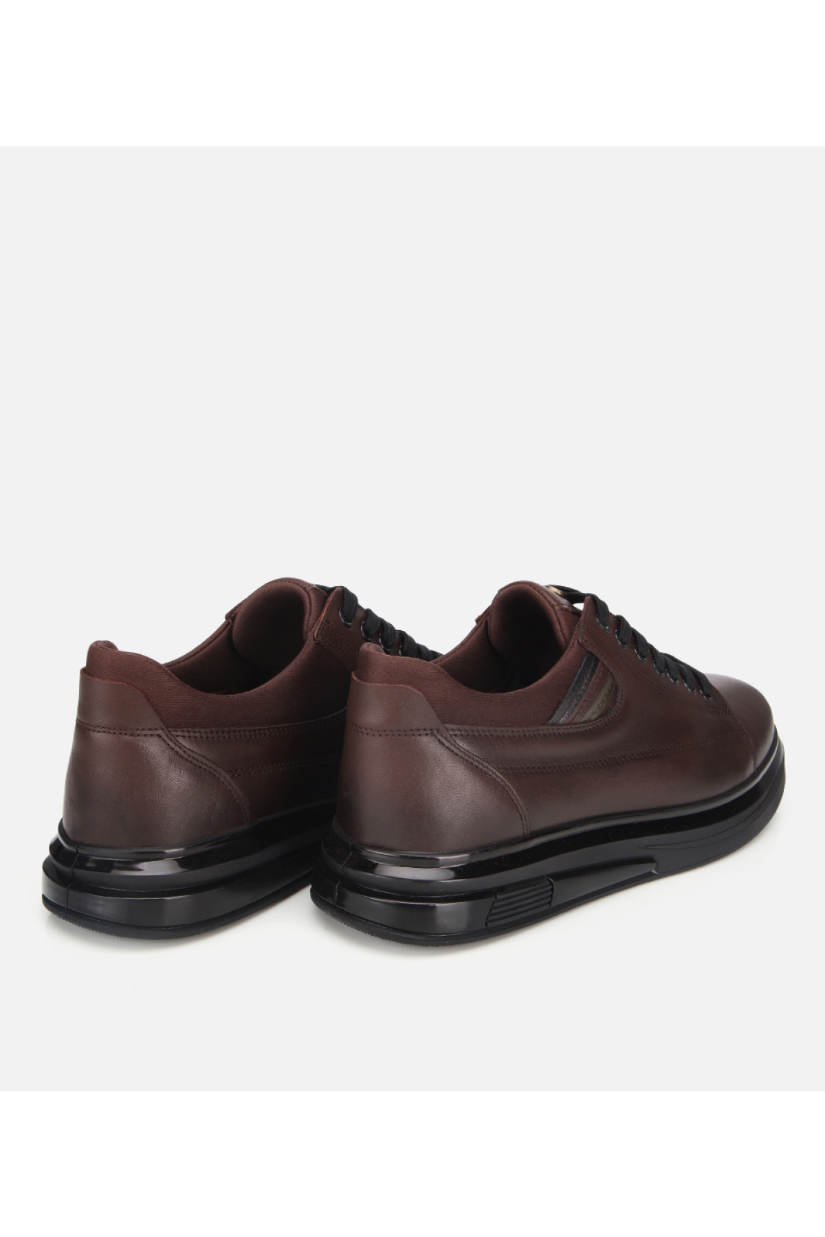 Erkek Deri Kahverengi Yumuşak Dokulu Esnek Tabanlı Spor Ayakkabı - Görsel 5