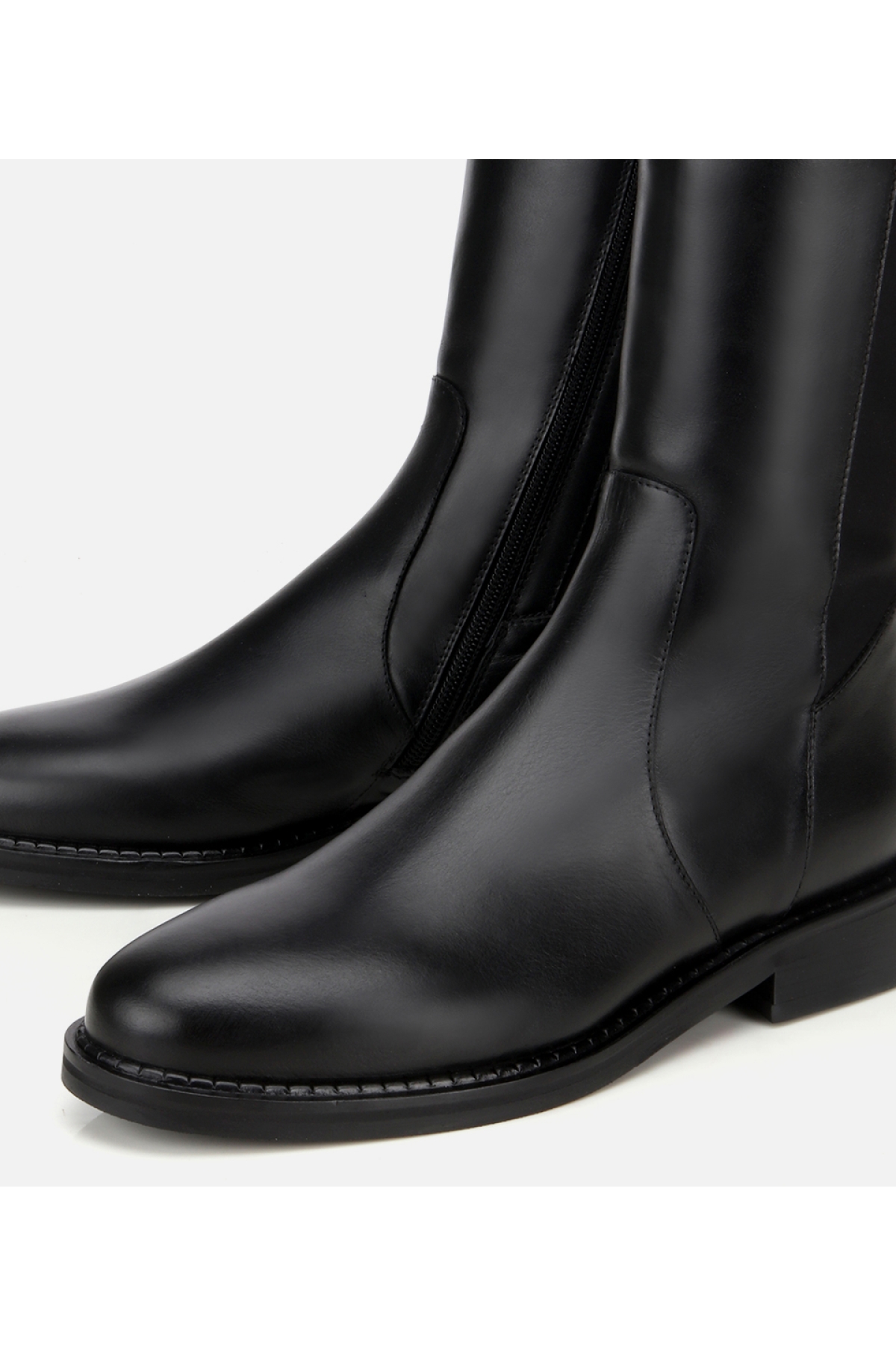 Kadın Deri Siyah Tokalı Streç Detaylı Düz Çizme - Görsel 4