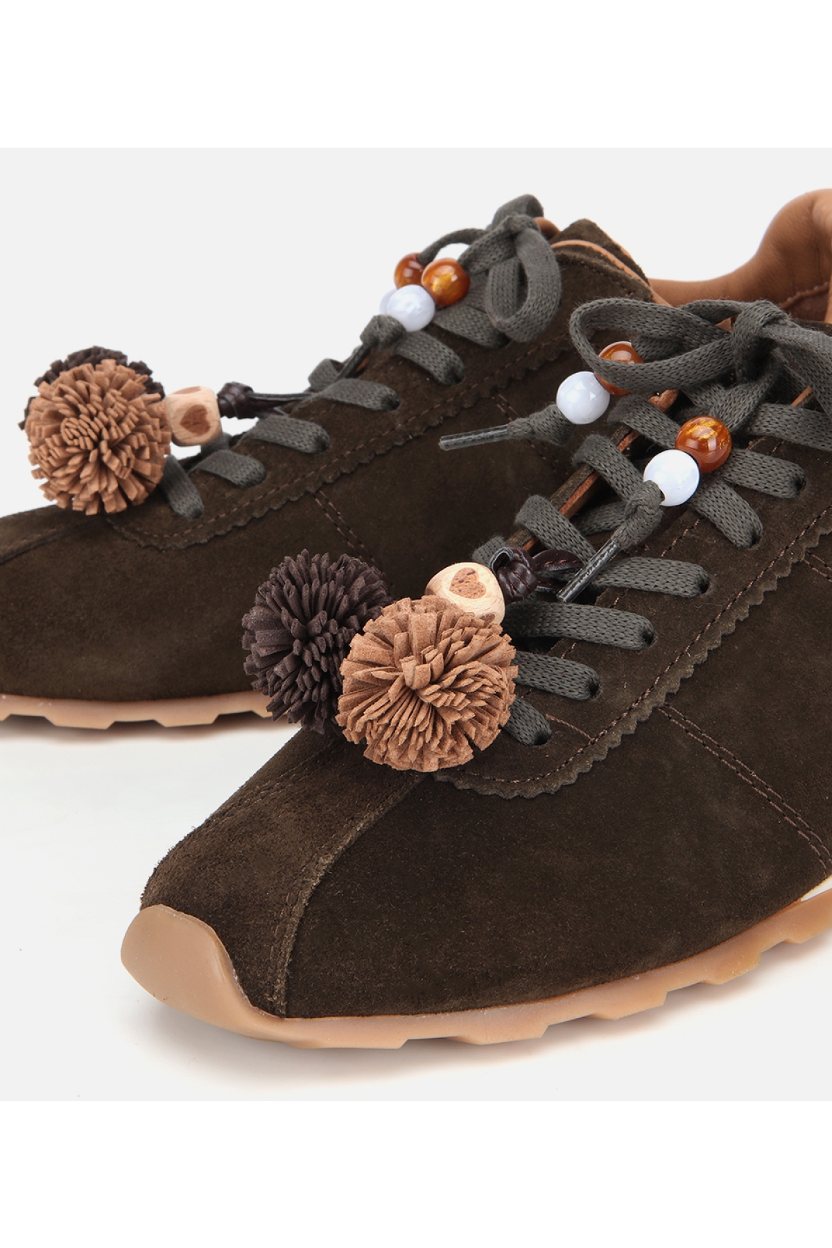 Kadın Süet Deri Haki Aksesuar Detaylı Spor Ayakkabı - Görsel 5