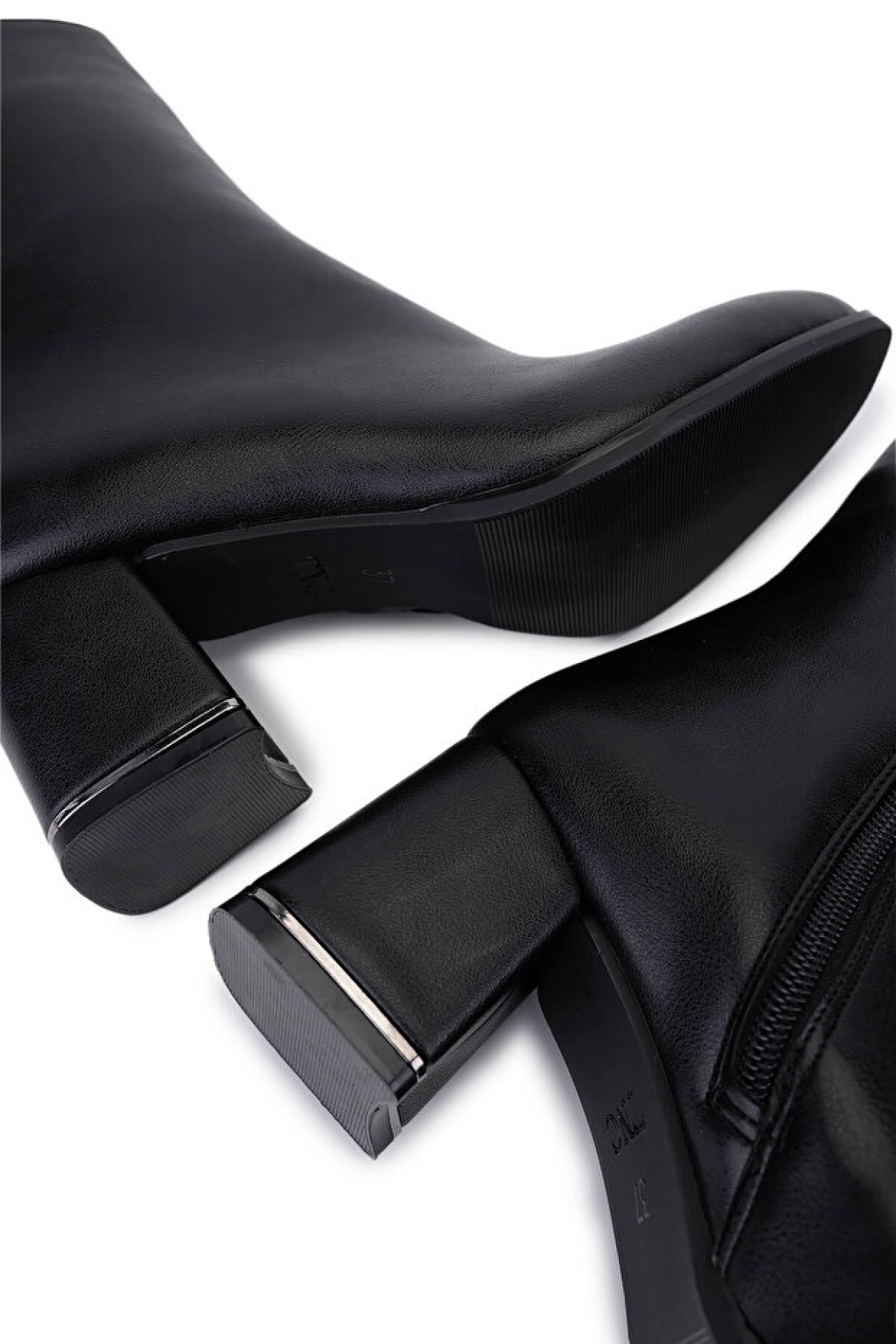 336574 Kadın Siyah Topuklu Bot - Görsel 5