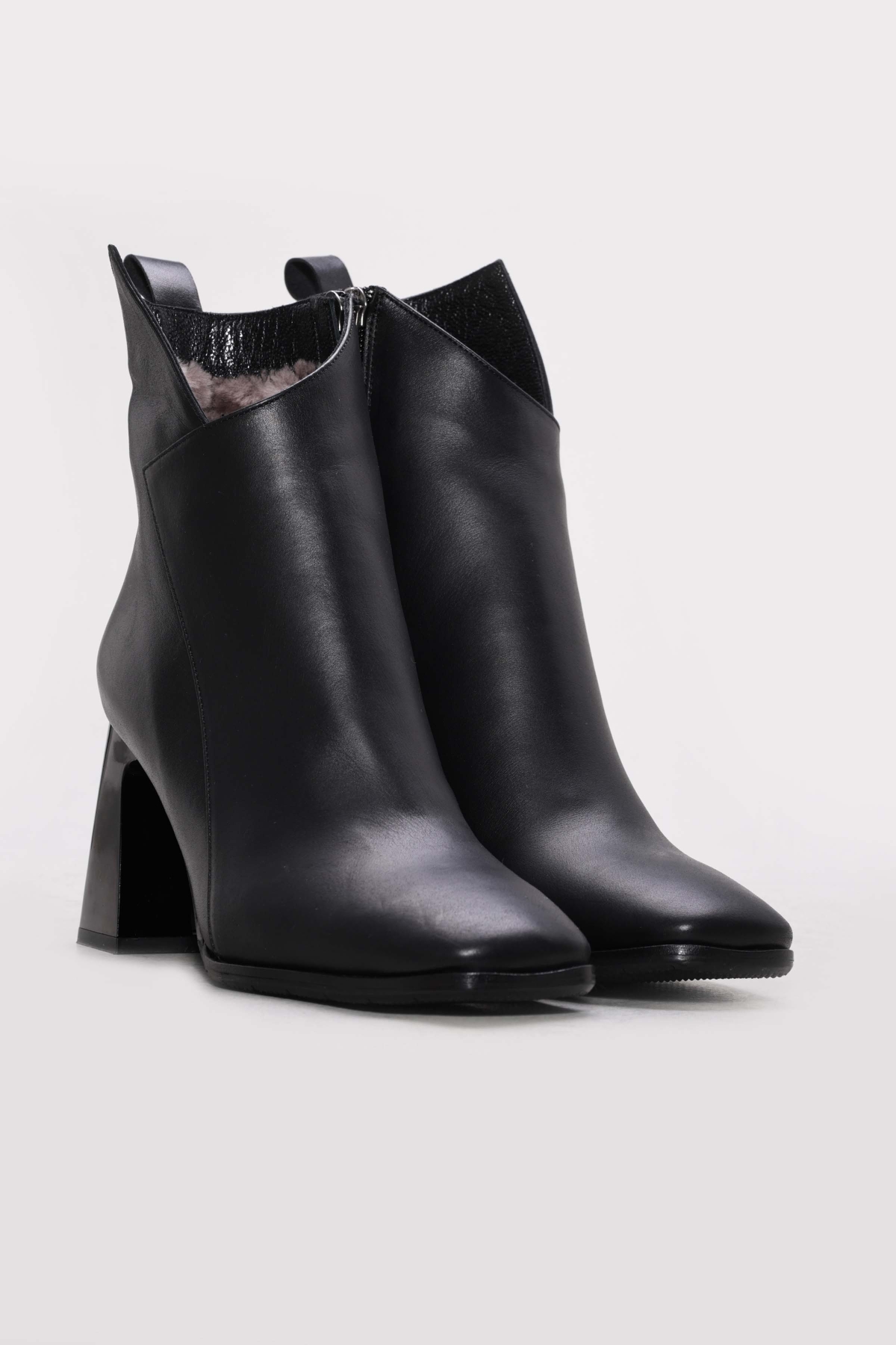 Hakiki Deri Kürklü Kadın Klasik Bot 264KZA682 - Görsel 5