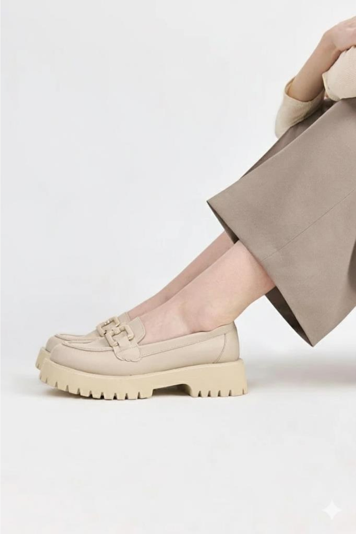 572454 Kadın Tokalı Günlük Loafer Ayakkabı - Görsel 2