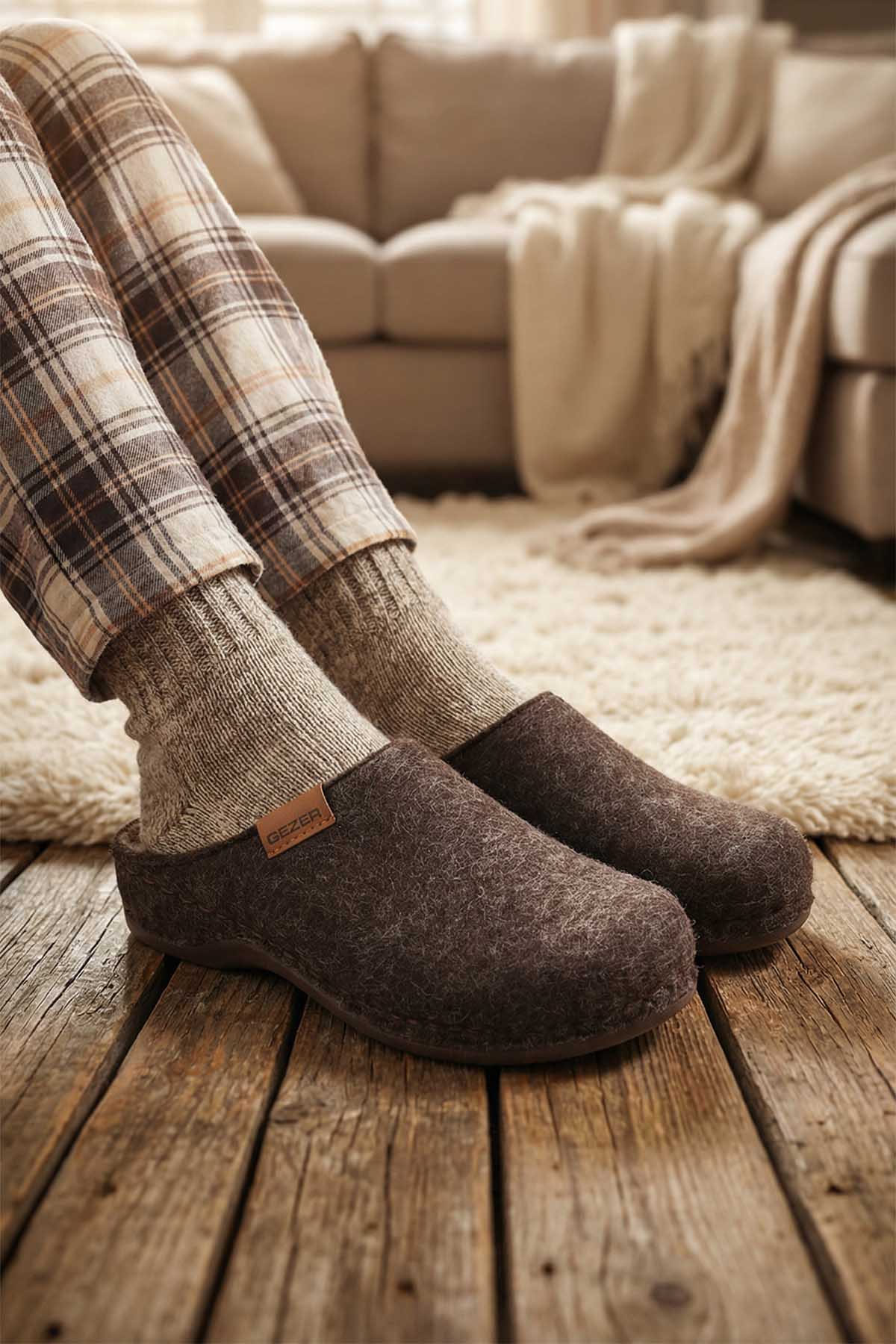 Feichtingen Kadın Kışlık Keçe Rahat Taban Ev Bahçe Terlik - Görsel 2