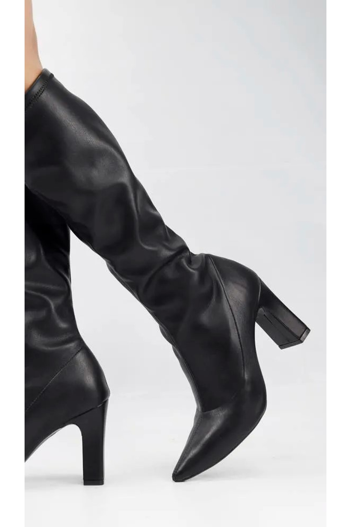 Streç Sivri Burun Kadın Çizme - Görsel 3