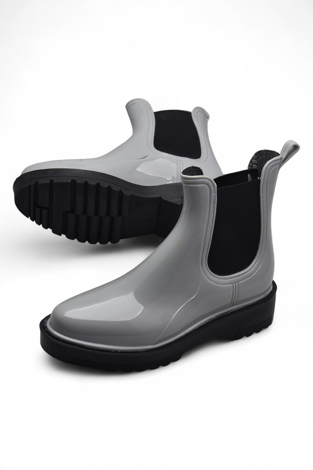 300-50 Ortopedik Taban Lastikli Günlük Kadın Bot Plastik Bot SU GEÇİRMEZ Kadın Bot - Görsel 3