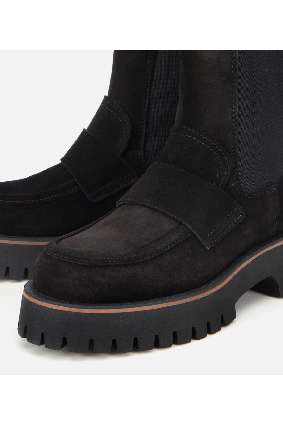 Kadın Süet Deri Siyah Lastik Detaylı Bantlı Düz Bot - Görsel 4