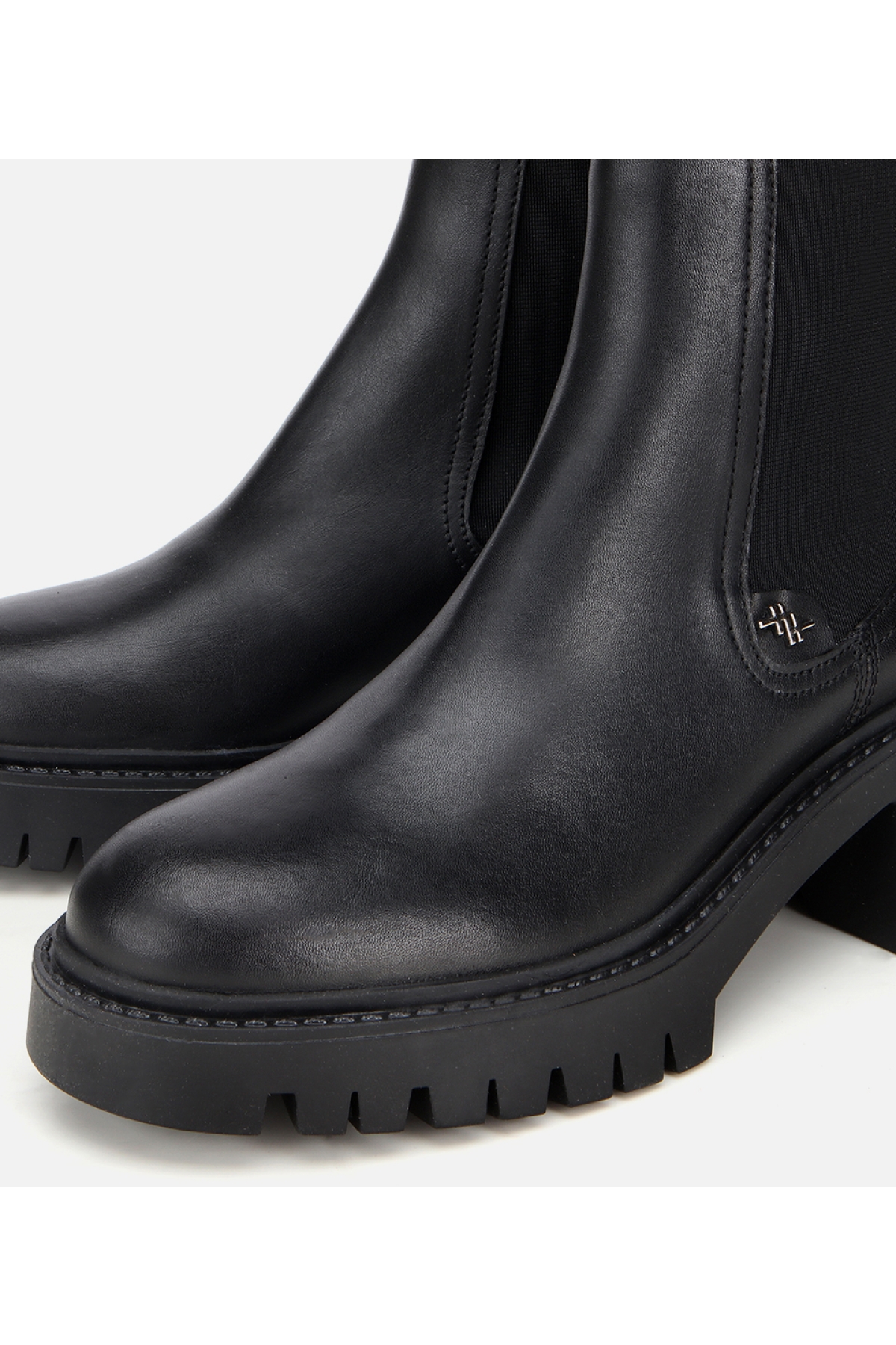 Kadın Deri Siyah Lastik Detaylı Kalın Tabanlı Topuklu Bot - Görsel 5