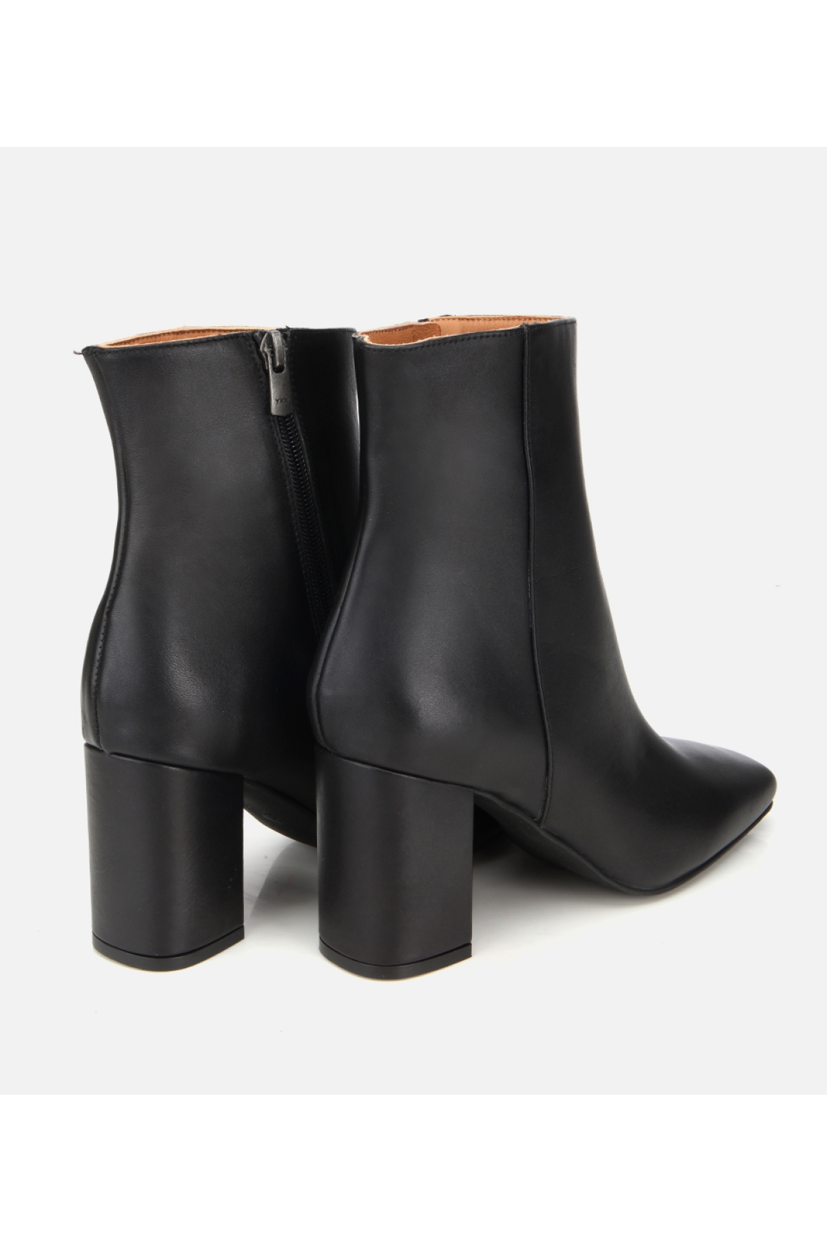 Kadın Deri Siyah Küt Burunlu Topuklu Bot - Görsel 5