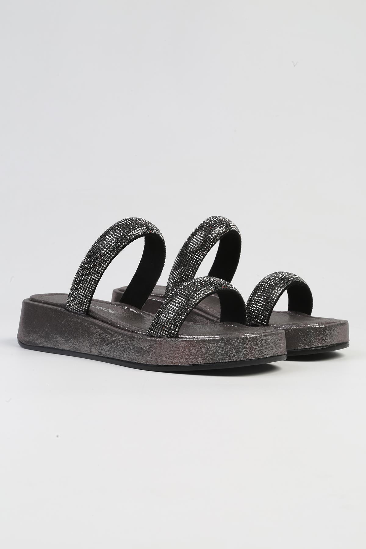 ® | PC-53089- 3950 Platin-Kadın Taşlı Terlik - Görsel 3