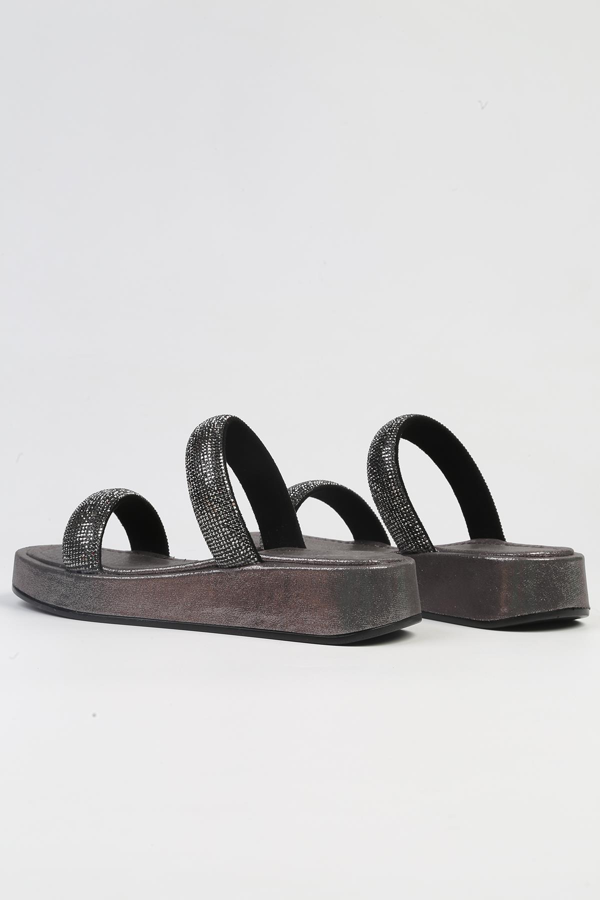 ® | PC-53089- 3950 Platin-Kadın Taşlı Terlik - Görsel 4