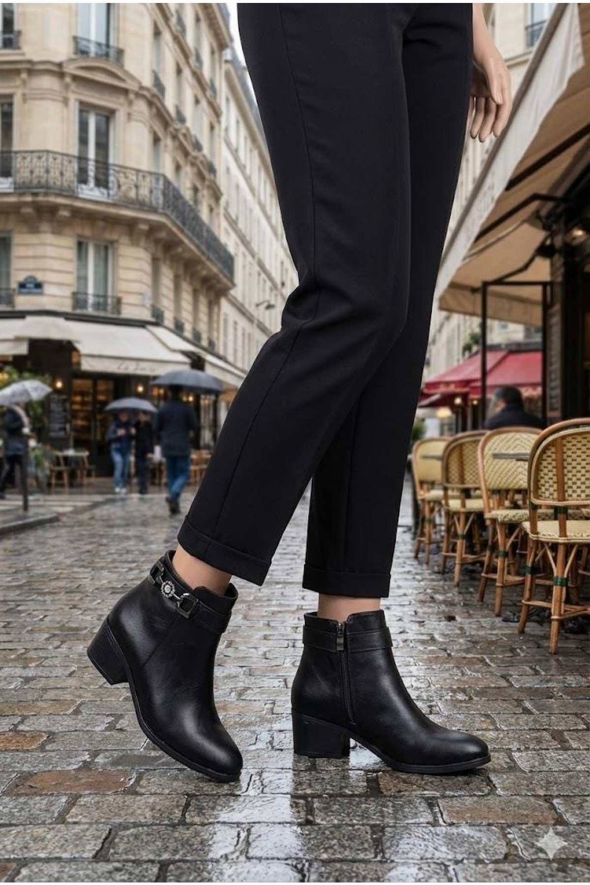 1094 Rahat Esnek Toka Detaylı Sıcak Astar 4 Cm yüksek Topuk Kadın Bot - Görsel 2