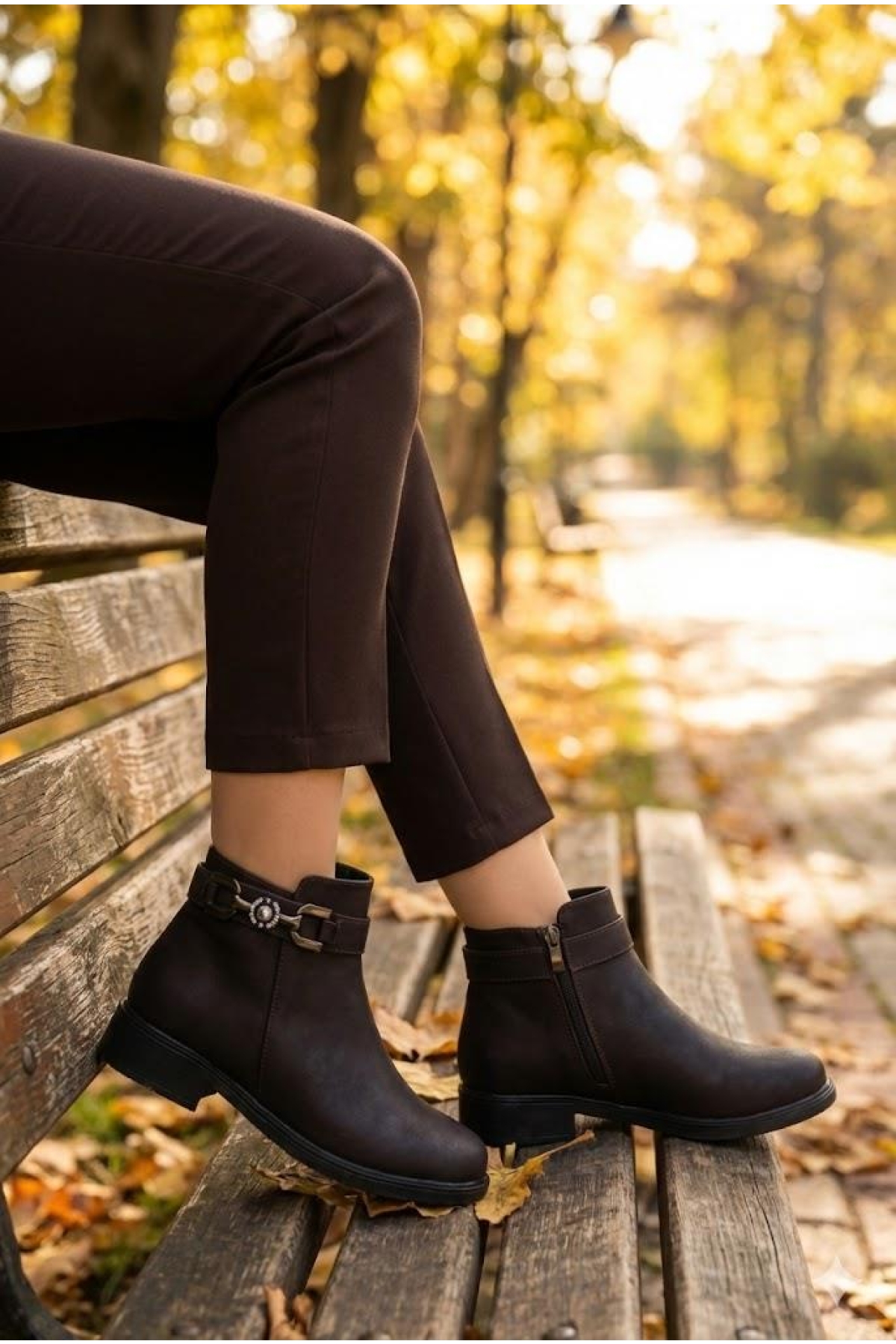 1091 Rahat Toka Detaylı Kaymaz Taban Sıcak Astar Kadın Bot - Görsel 7