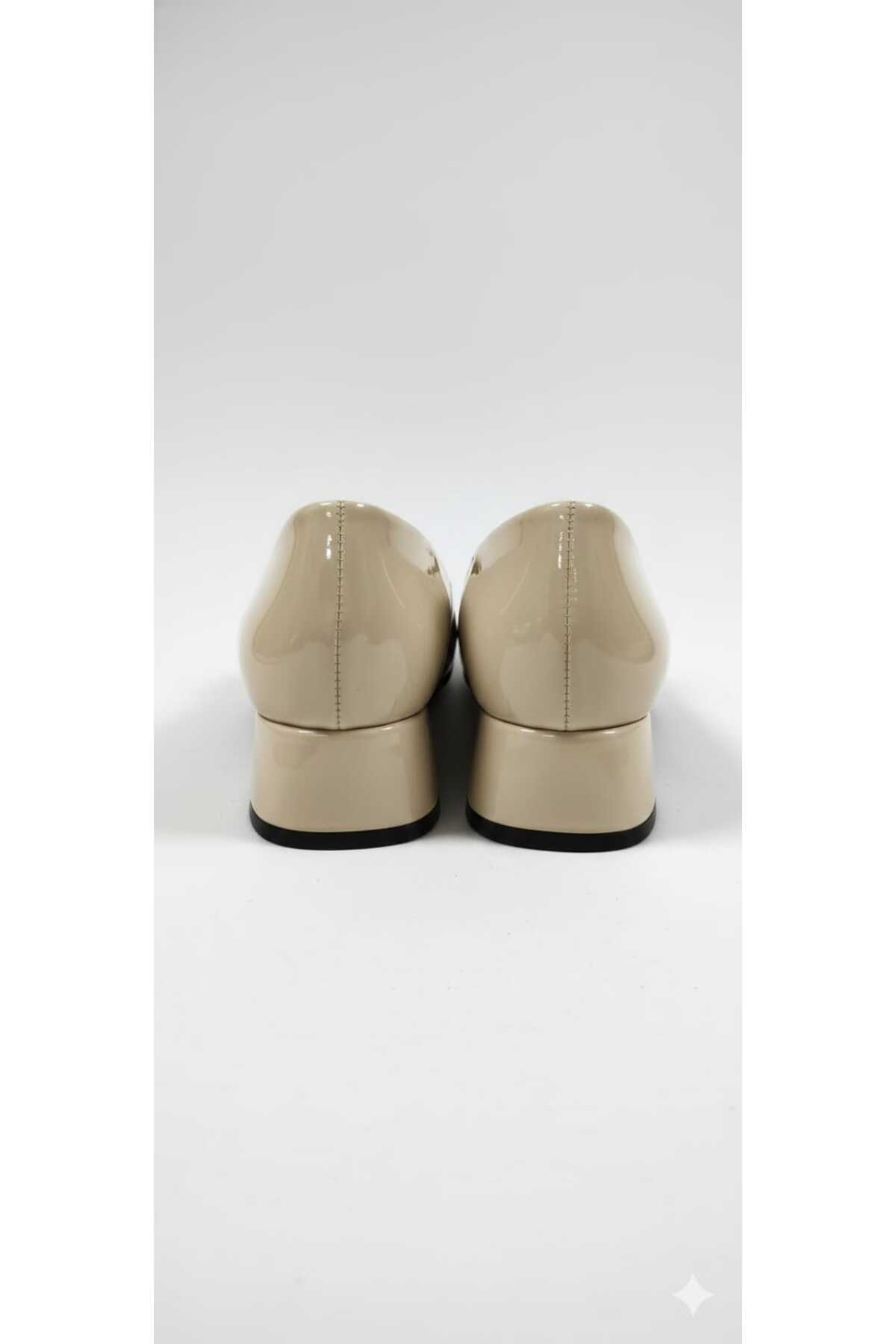 065 Rugan Klasık Topuklu Günlük Casual Ayakkabı - Görsel 4