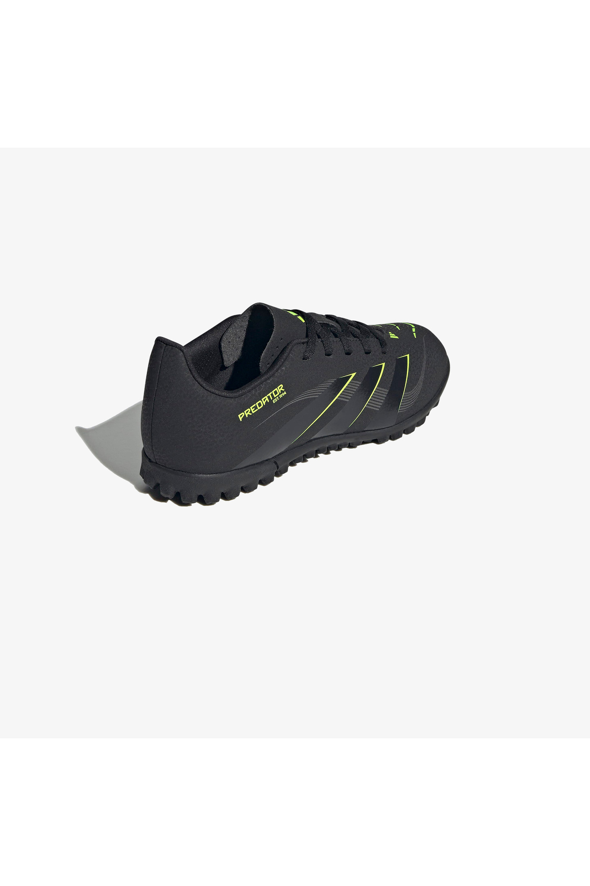 Predator Club Çocuk Siyah Halı Saha Kramponu - Görsel 4