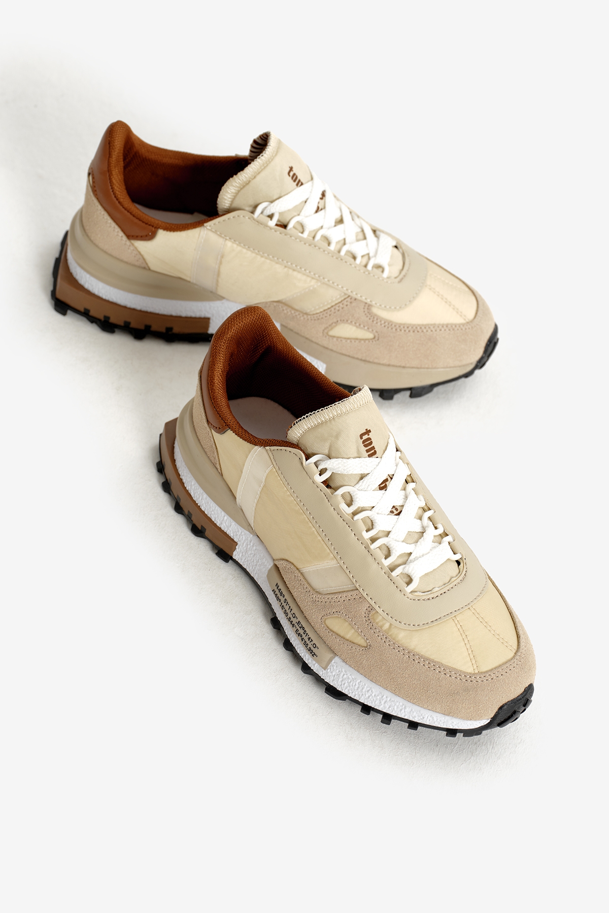 Unisex Bej Kahve Kalın Termo Taban Yazı Detaylı Retro Stil Günlük Spor Ayakkabı - Görsel 3