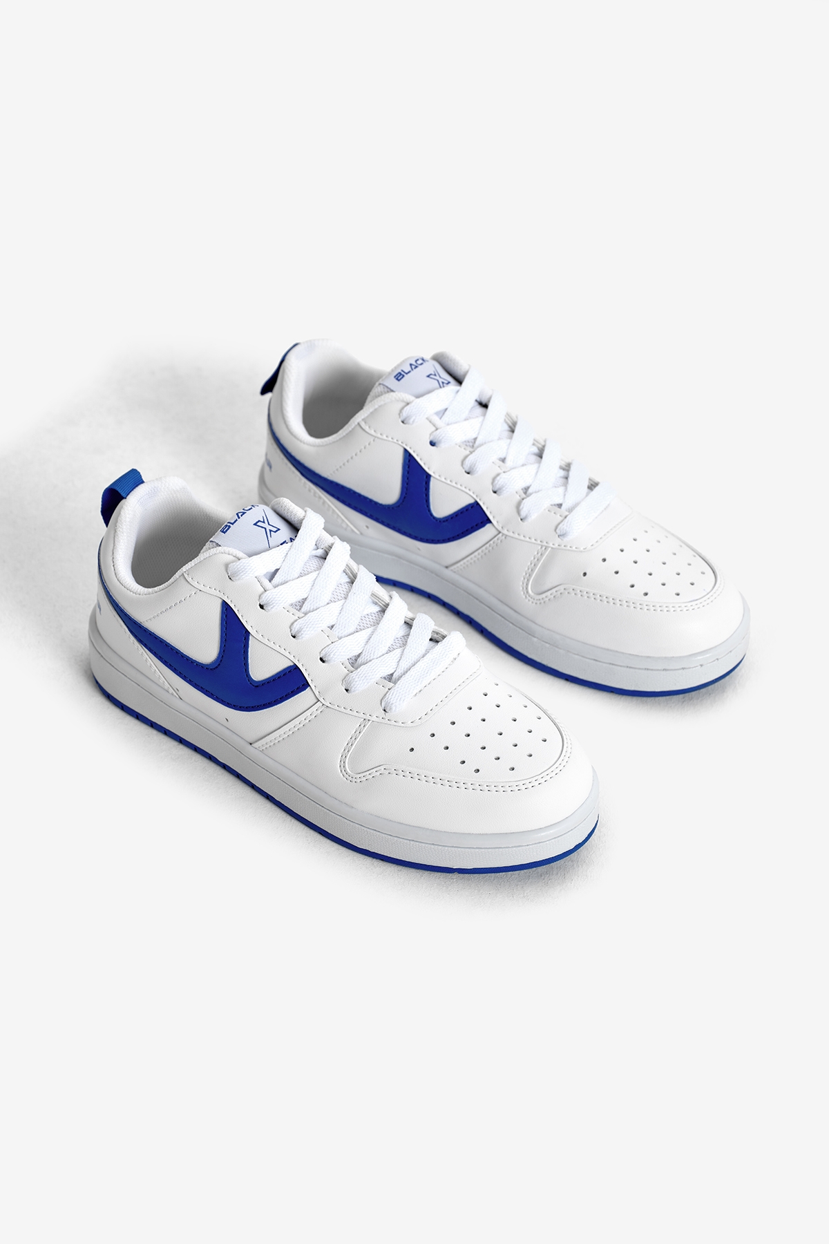 Kadın Beyaz Sax Termo Taban Şerit Detaylı Bağcıklı Spor Ayakkabı - Görsel 3