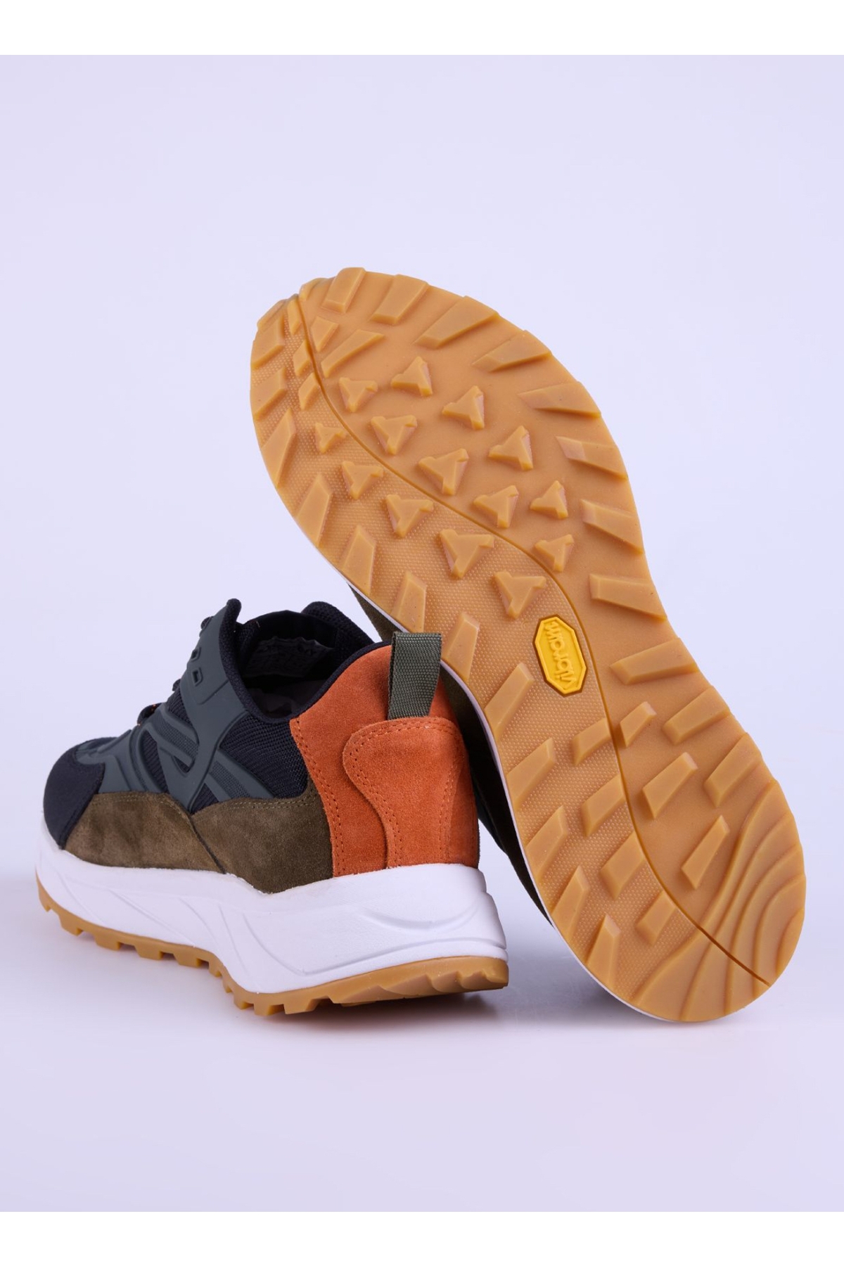 Discovery Expedition Discovery Expedition G-RUSTLE-FRAZER-VIBRAM Haki Suni Deri - Süet Erkek Outdoor Ayakkabısı Flo'da! Haki - 3. görsel