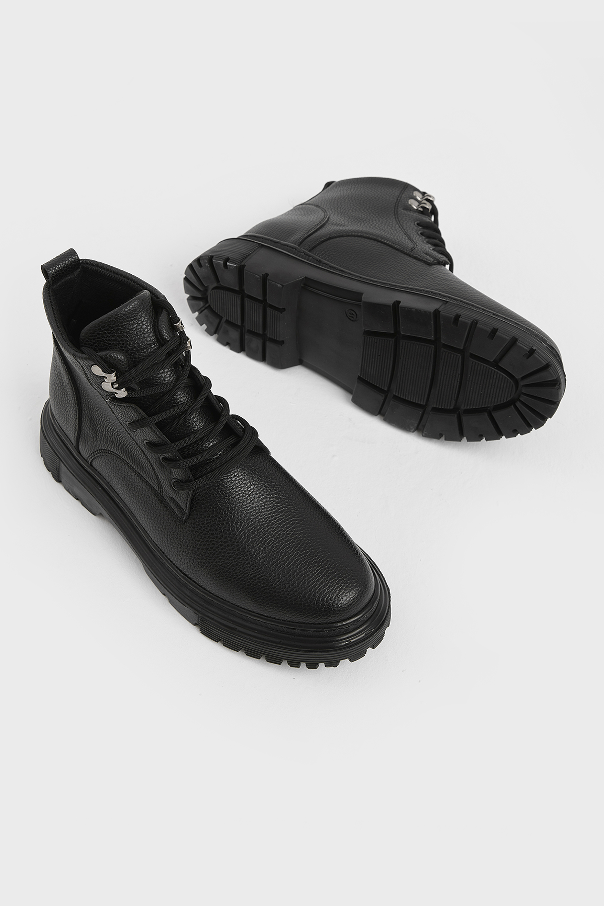 Erkek Siyah Kalın Poli Taban Bağcıklı Günlük Kışlık Bot - Görsel 4
