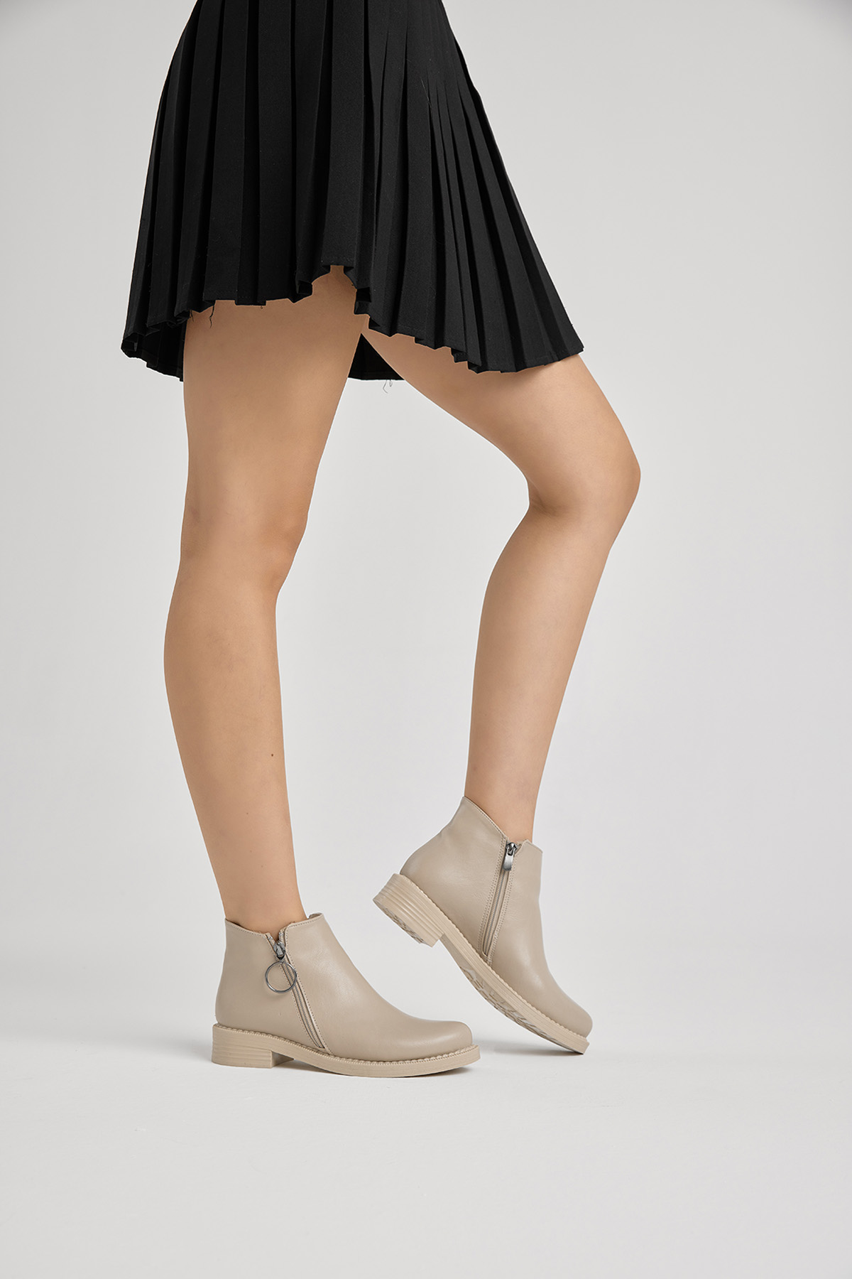 Kadın Bej Cilt Kalın Termo Taban Yanı Fermuar Detaylı Bot - Görsel 5