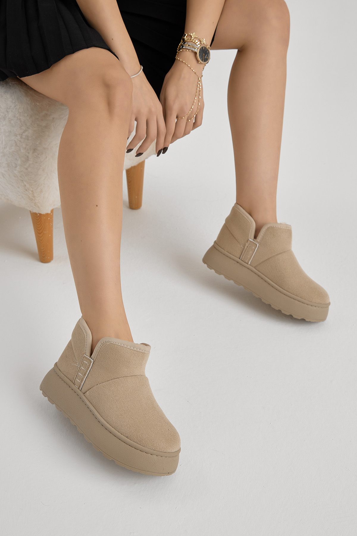 Kadın Bej Kalın Poli Taban İçi Astarlı Süet Görünümlü Günlük Bot - Görsel 2