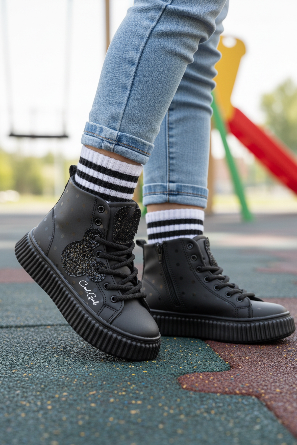 Siyah Fermuarlı İçi Polarlı Kaymaz Taban Kız Çocuk Bot Aisha F - Görsel 4