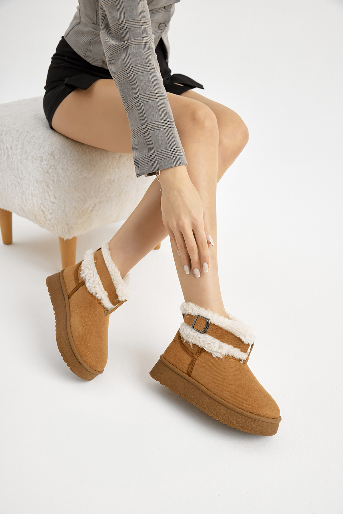 Kadın Taba Kalın Poli Taban Kürk Detaylı Süet Görünümlü Günlük Bot - Görsel 4