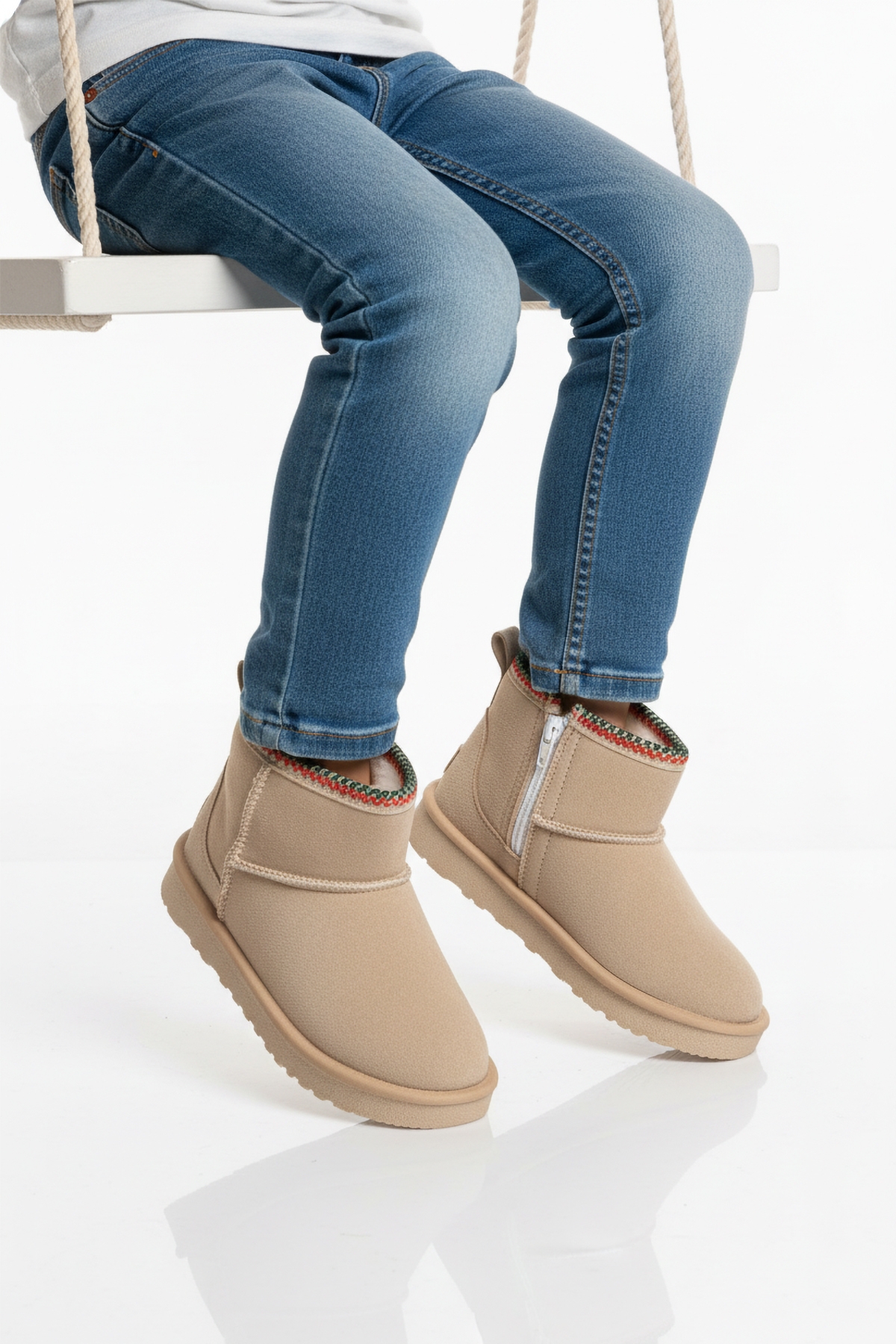 Bej Süet İçi Kürklü Soğuğa Dirençli Kız Çocuk Bot Ugy F - Görsel 2