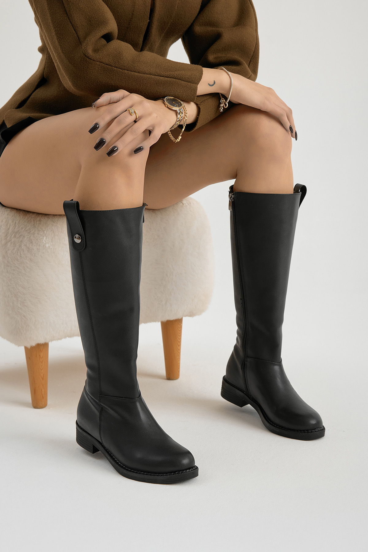 Kadın Siyah Termo Taban Fermuarlı Çizme - Görsel 2