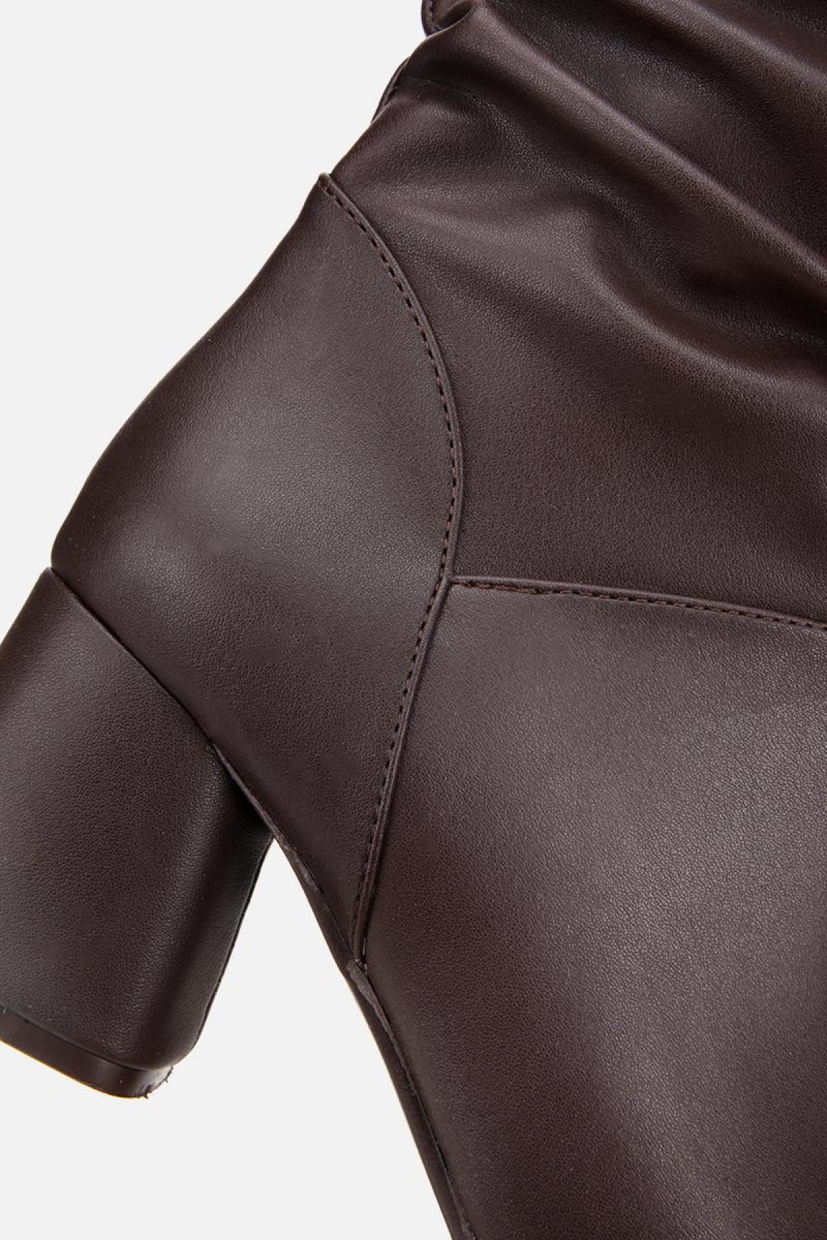 Kadın Kahverengi Kırışık Görünümlü Diz Altı Topuklu Bot - Görsel 7