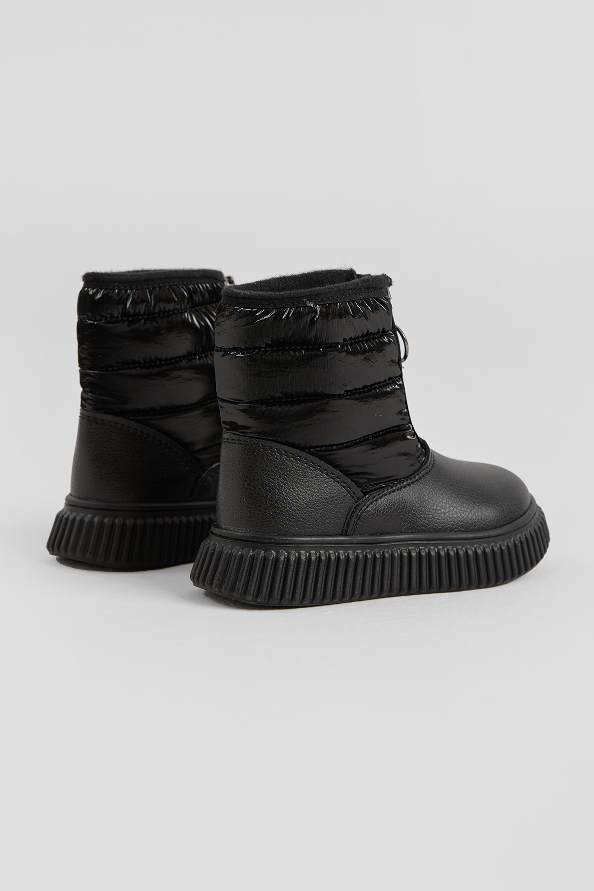 Çocuk Unisex Siyah Esnek Termo Taban Sıcak Astarlı Önü Yazılı Fermuarlı Kar Botu - Görsel 5