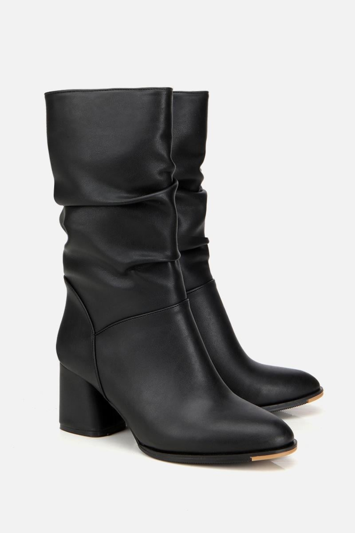 Kadın Siyah Kırışık Görünümlü Diz Altı Topuklu Bot - Görsel 3