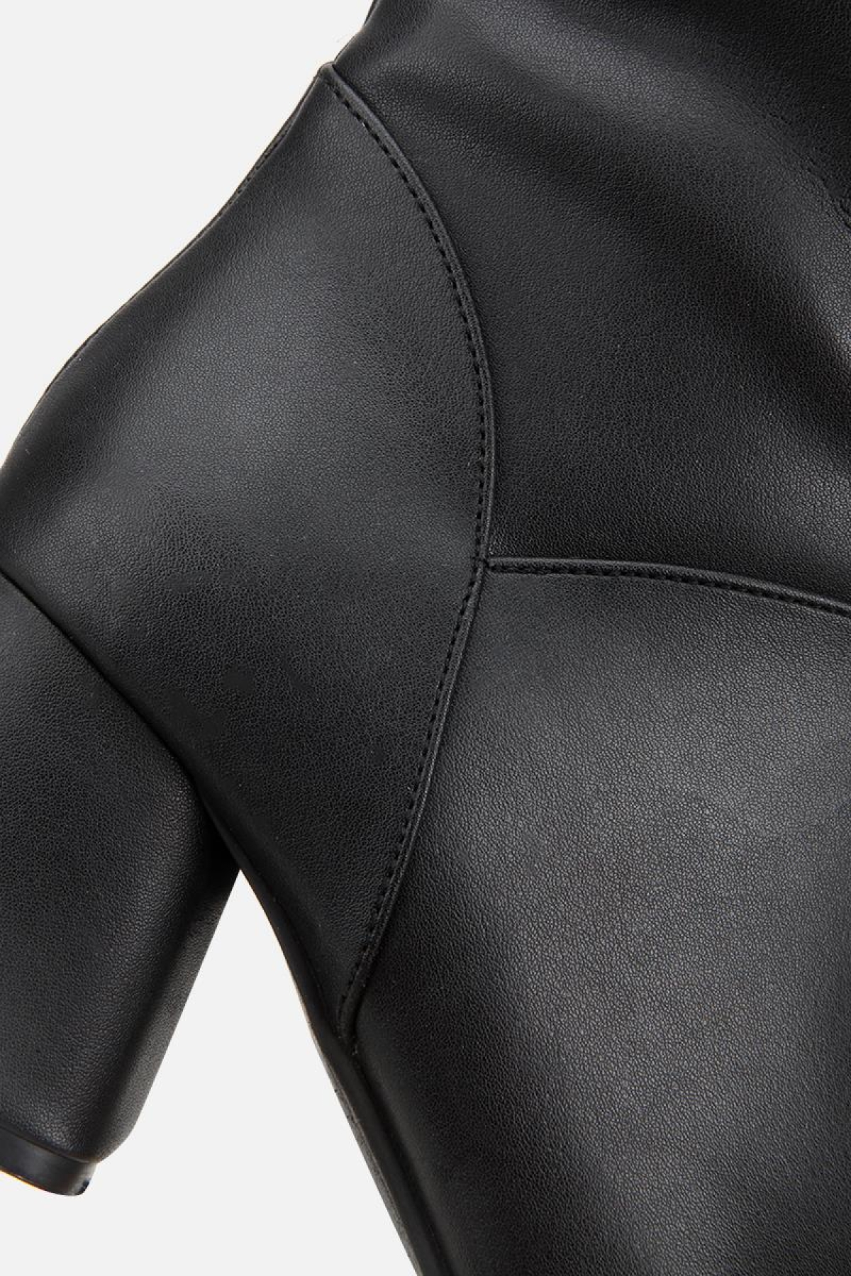 Kadın Siyah Kırışık Görünümlü Diz Altı Topuklu Bot - Görsel 7