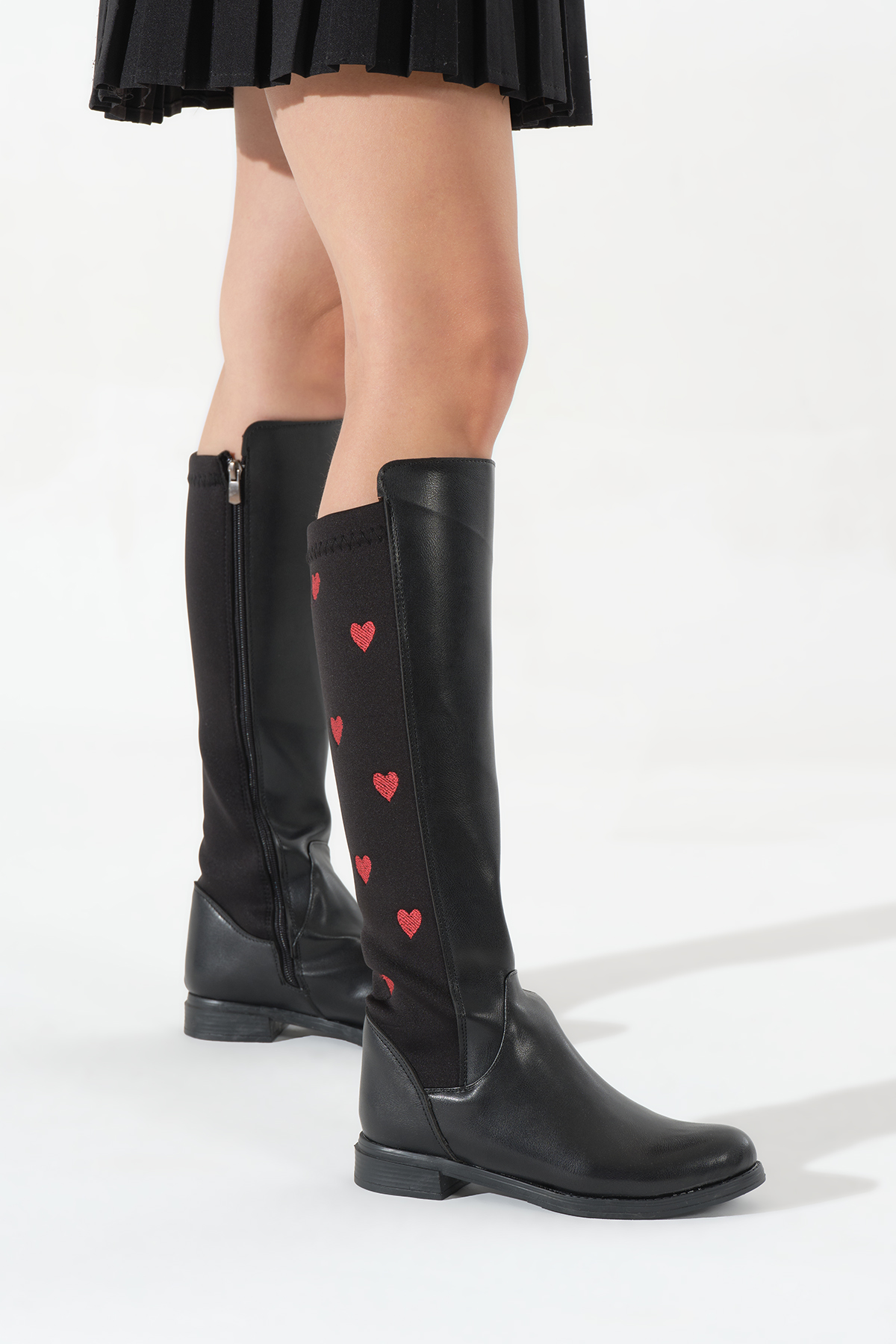Kadın Siyah Termo Taban Arkası Strec Kalpli Fermuarlı Çizme - Görsel 3