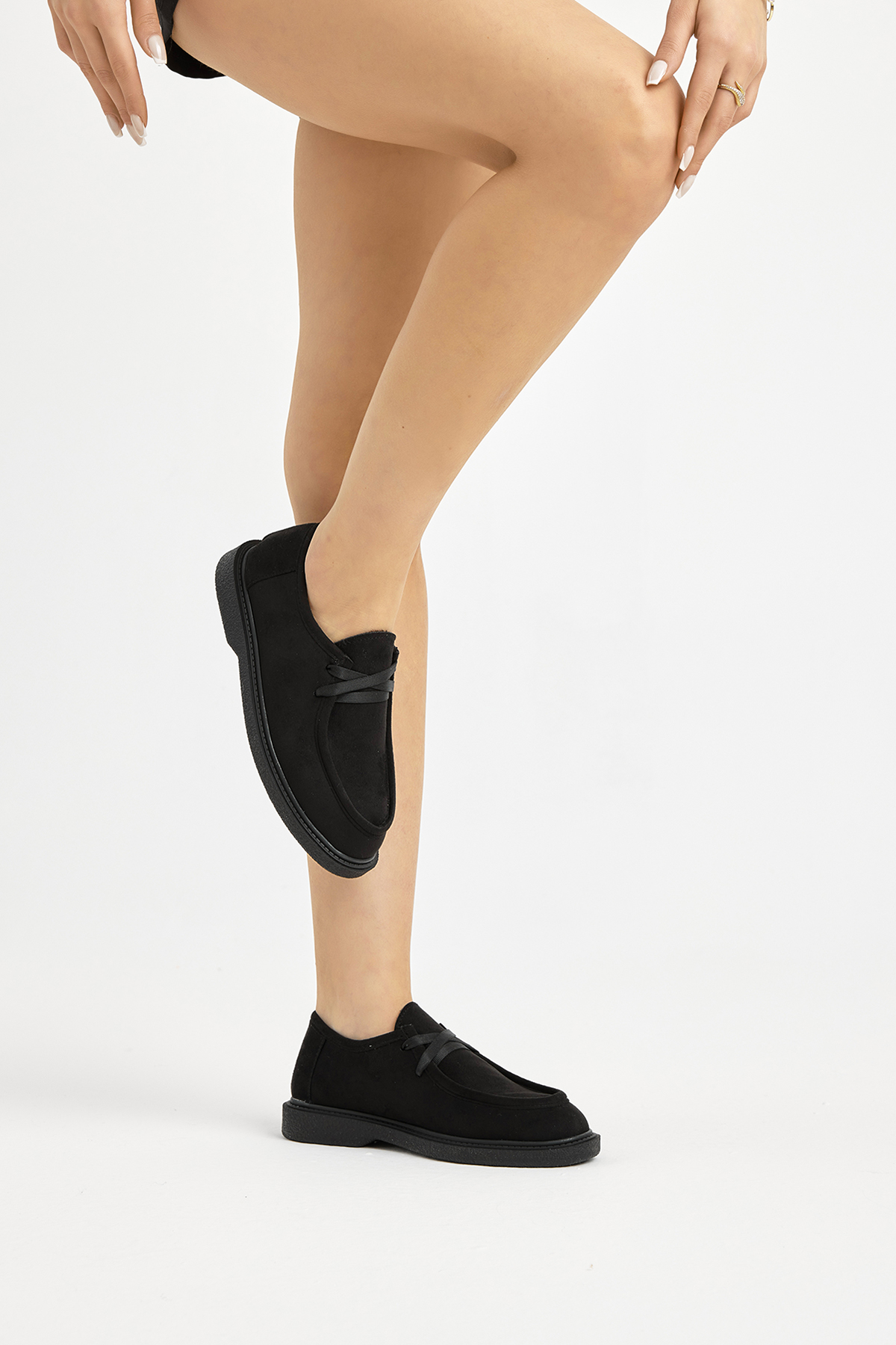 Kadın Siyah Termo Taban Süet Görünümlü Bağcıklı Günlük Loafer - Görsel 6