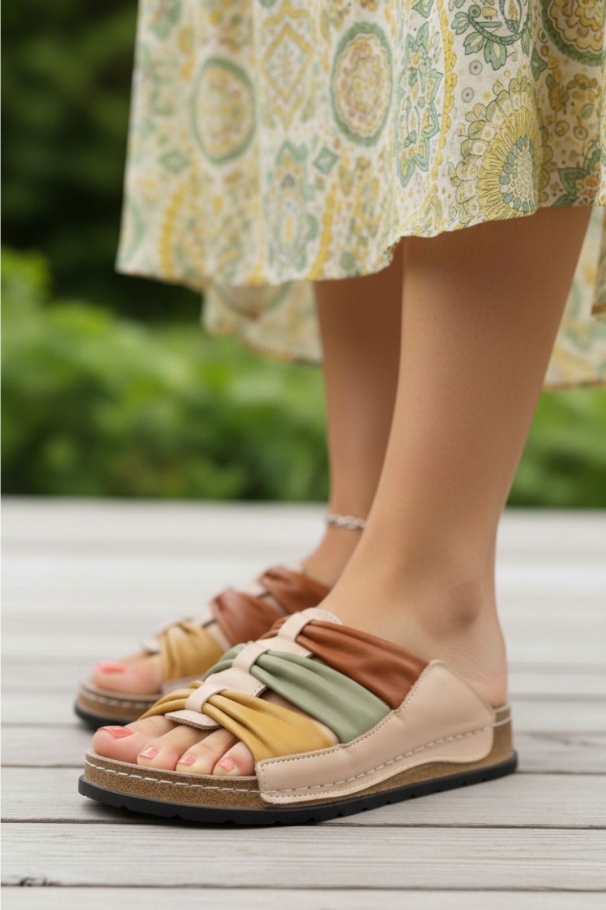 Hakiki Deri Büzgülü Çok Bantlı Rahat Taban Kadın Terlik NAPA-307 - Görsel 2