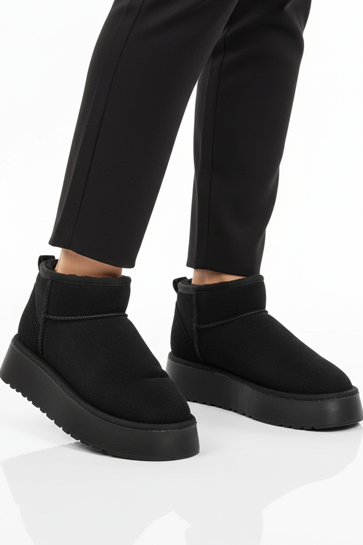 Siyah İçi Kürklü Soğuğa Dirençli Kadın Bot U-400 Z - Görsel 2