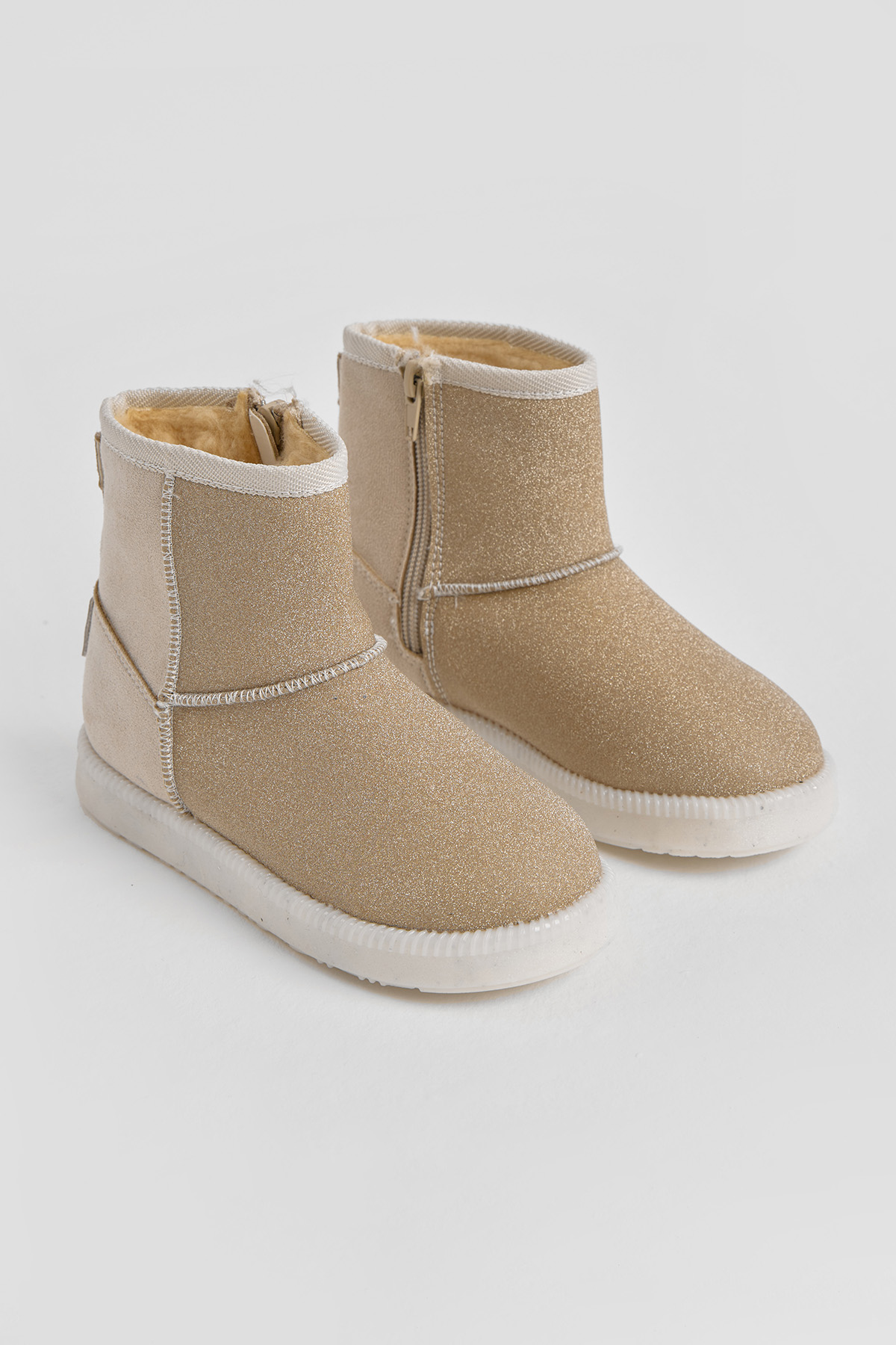 Kız Çocuk Bej Simli Termo Taban Süet Görünümlü İçi Kürklü Kısa Bot - Görsel 4