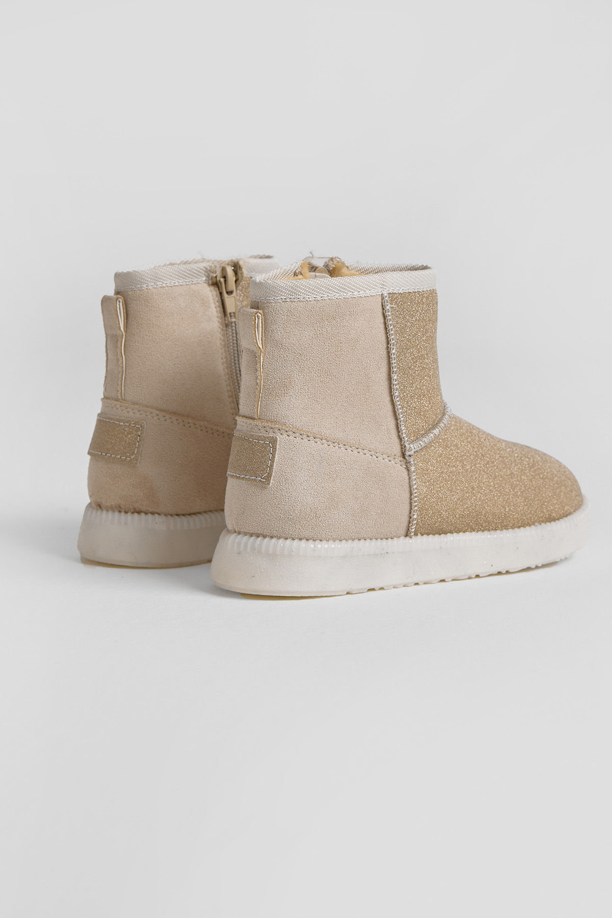 Kız Çocuk Bej Simli Termo Taban Süet Görünümlü İçi Kürklü Kısa Bot - Görsel 5