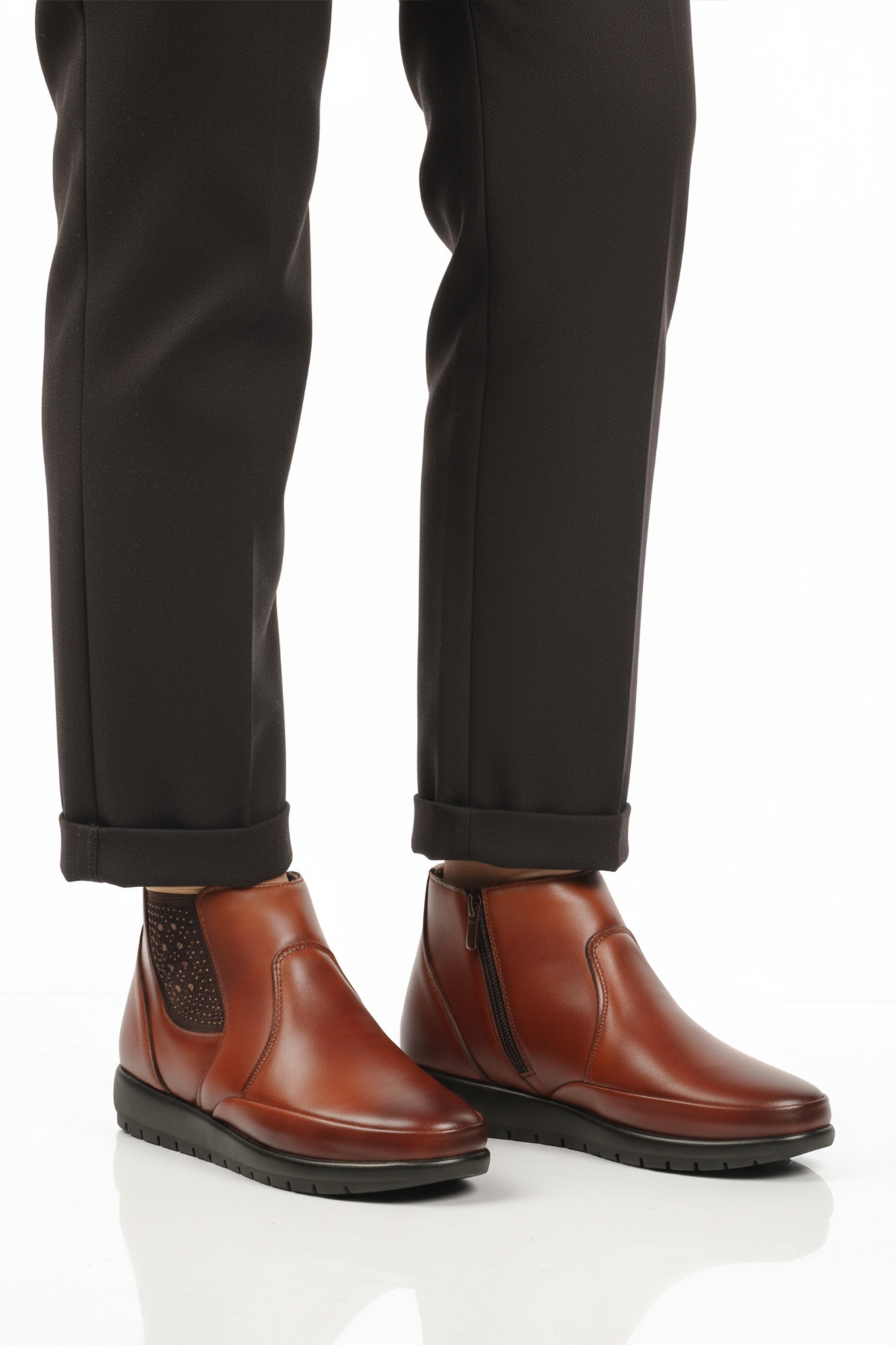 Taba Jel Taban Anatomik Fermuarlı Kadın Bot 301 Z - Görsel 2