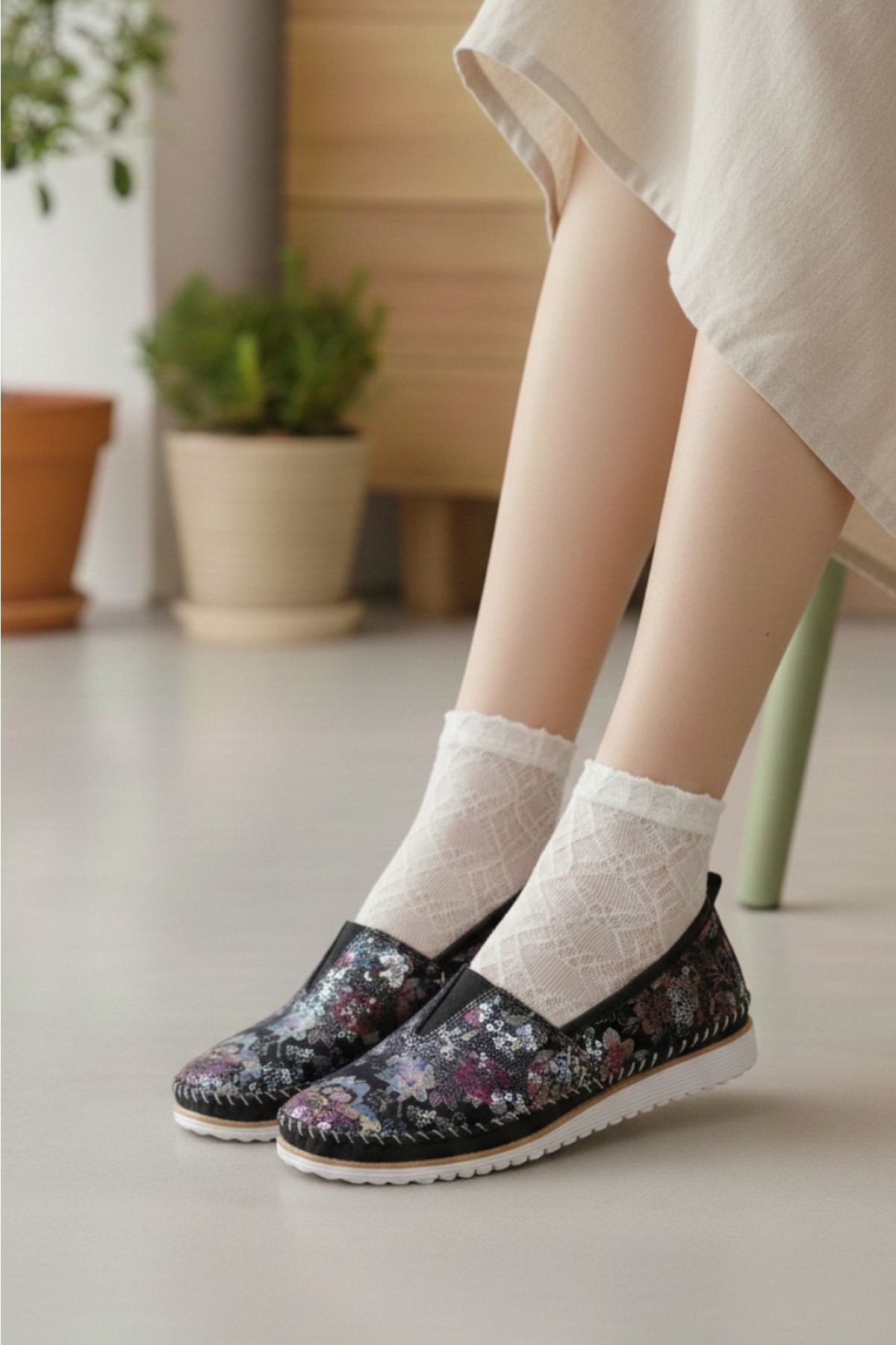 Çiçek Desenli Rahat Taban Esnek Yapılı Günlük Konforlu Babet Ayakkabı NAPA-108F - Görsel 3