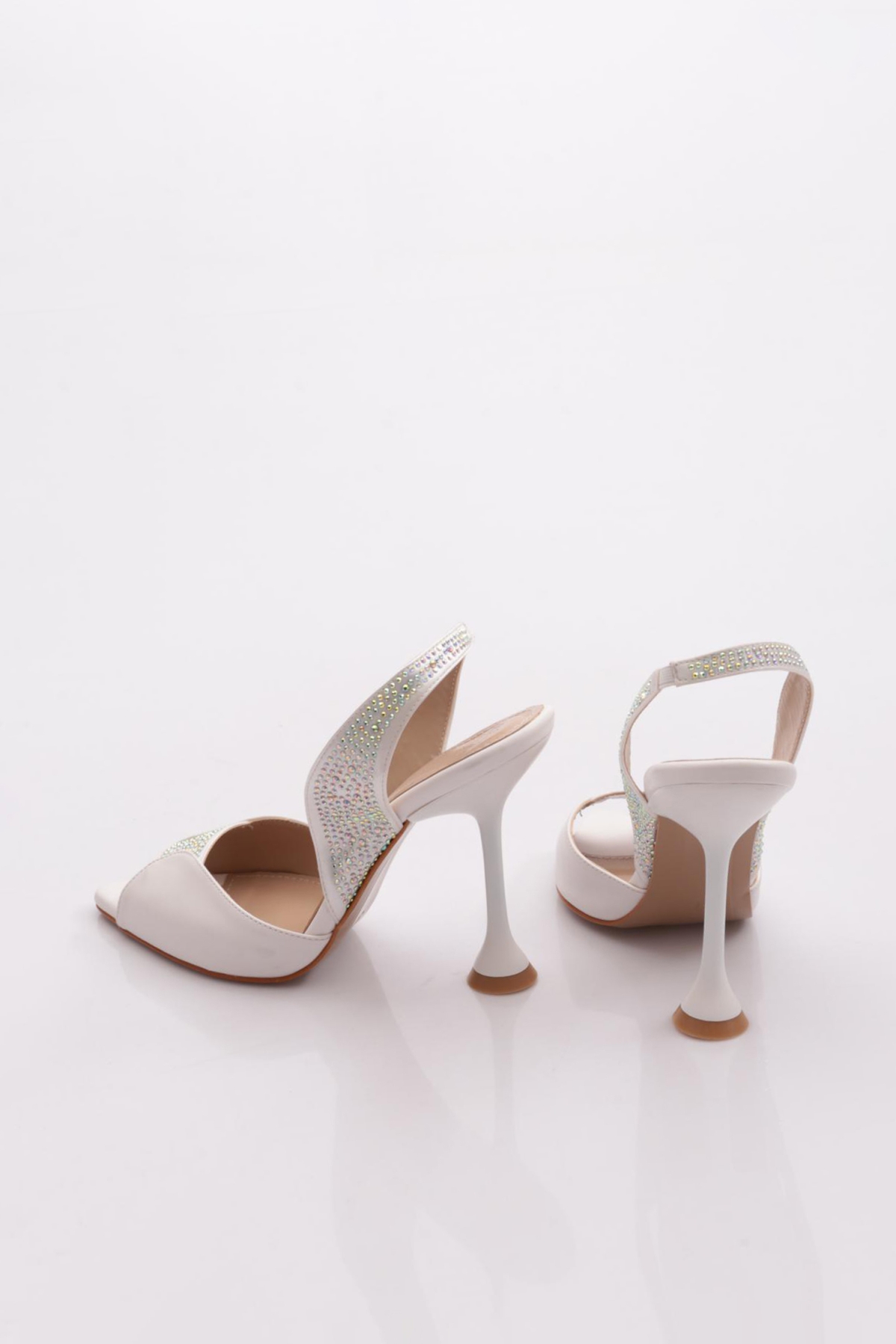 02 Kadin Silver Taşli Kadeh Topuklu Ayakkabi - Görsel 4