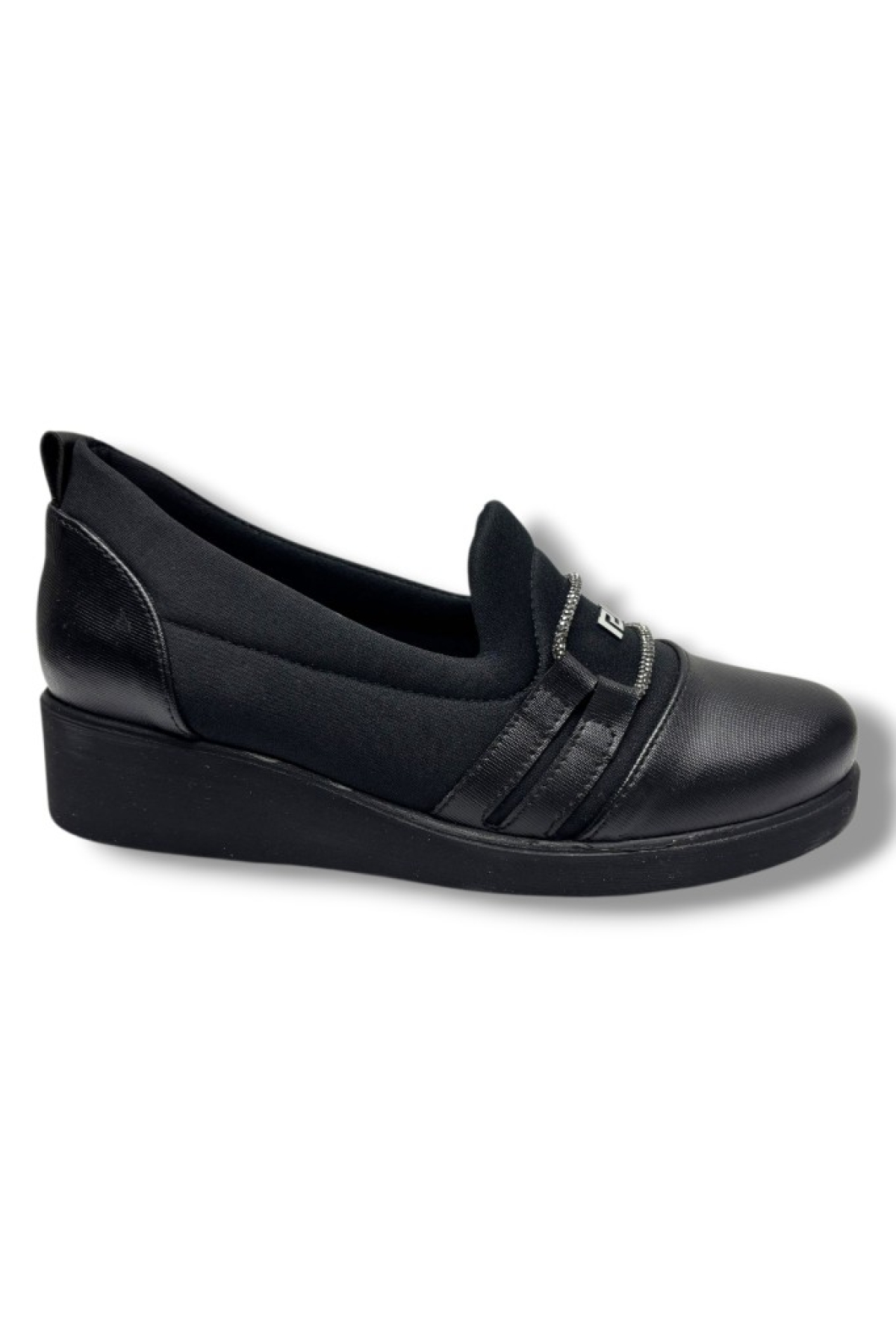 Oti̇p Oti̇p Siyah Oi 210-26 Streçli Deri Taşlı Anatomik Dolgu Topuklu Kadın Ayakkabı Flo'da! Siyah - 3. görsel