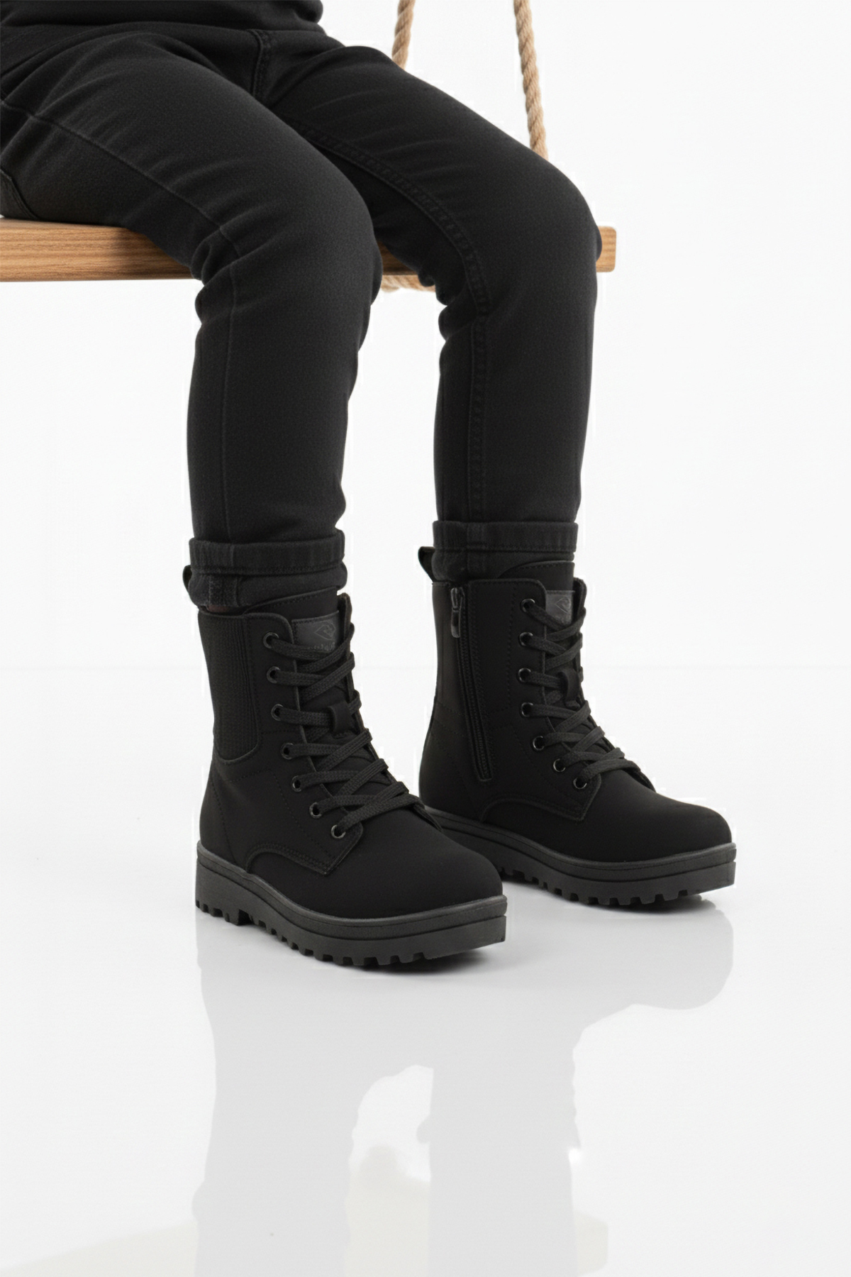23002 F Siyah Zümrüt Kaymaz Polarlı Kız Çocuk Bot - Görsel 3