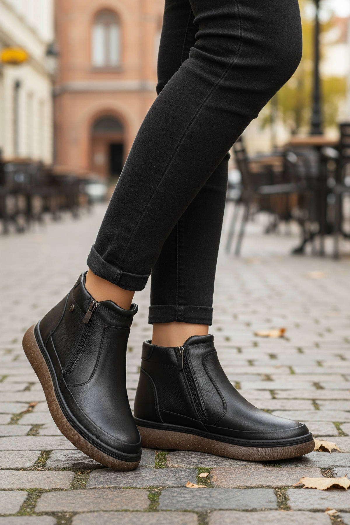 2707 Polarlı Kaymaz Taban Siyah Kadın Bot - Görsel 2