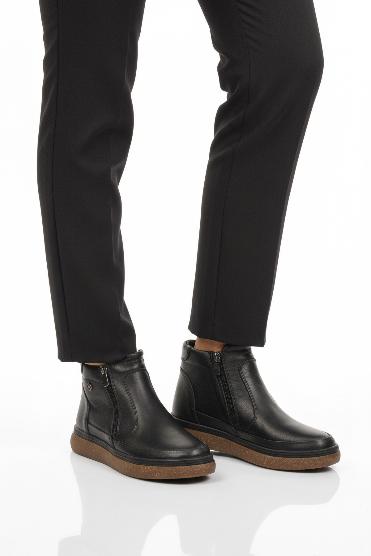 2707 Polarlı Kaymaz Taban Siyah Kadın Bot - Görsel 3