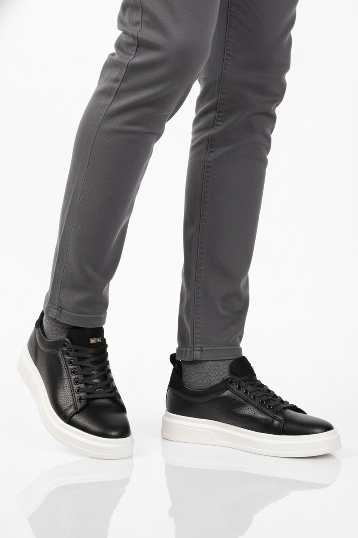 Siyah Beyaz Bağcıklı Cilt Hafif Esnek Erkek Sneaker 179 M - Görsel 2