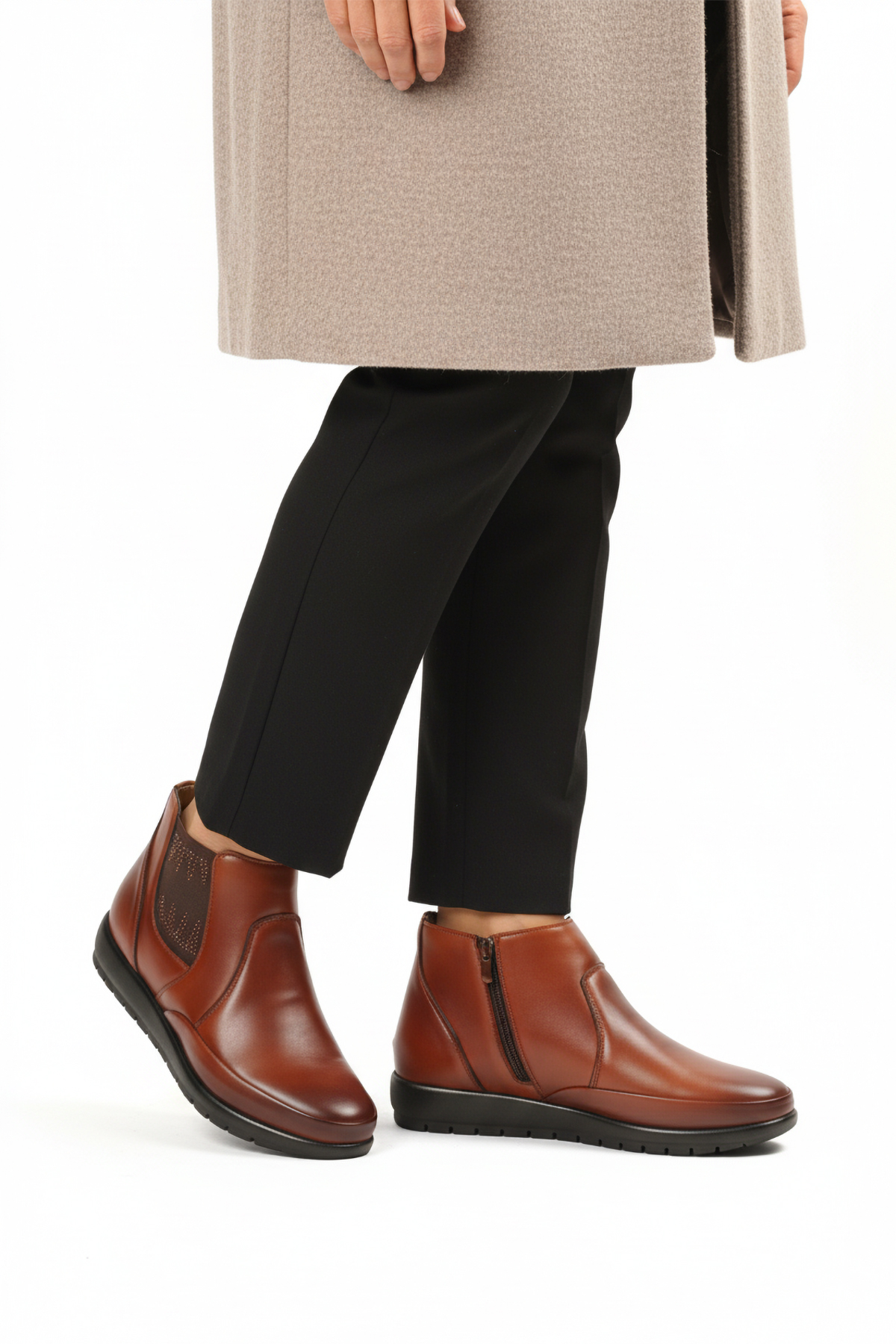 302 Jel Taban Anatomik Fermuarlı Taba Kadın Bot - Görsel 3