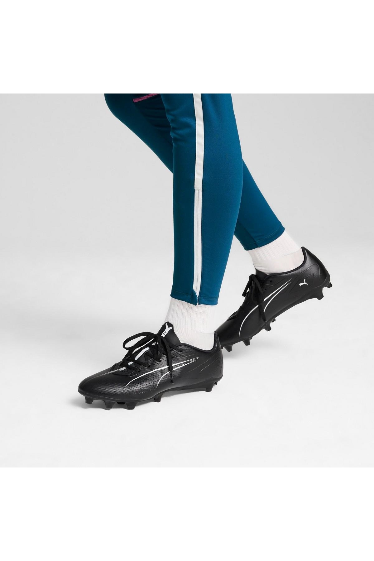 Puma Puma Siyah 10768902 Ultra 5 Play Fg/Ag Erkek Krampon Sneaker | Flo Siyah - 8. görsel