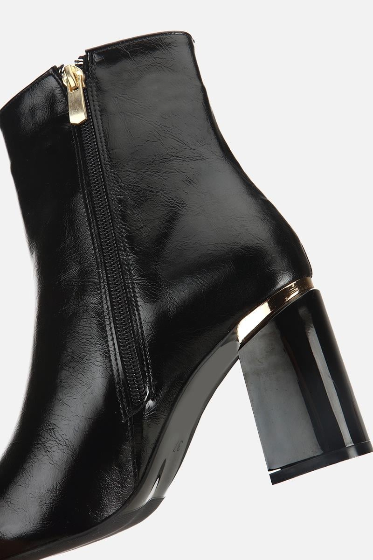 Yaya By Hotiç Yaya By Hotiç Kadın Siyah Gold Detaylı Sivri Burunlu Topuklu Bot | Flo Siyah - 7. görsel