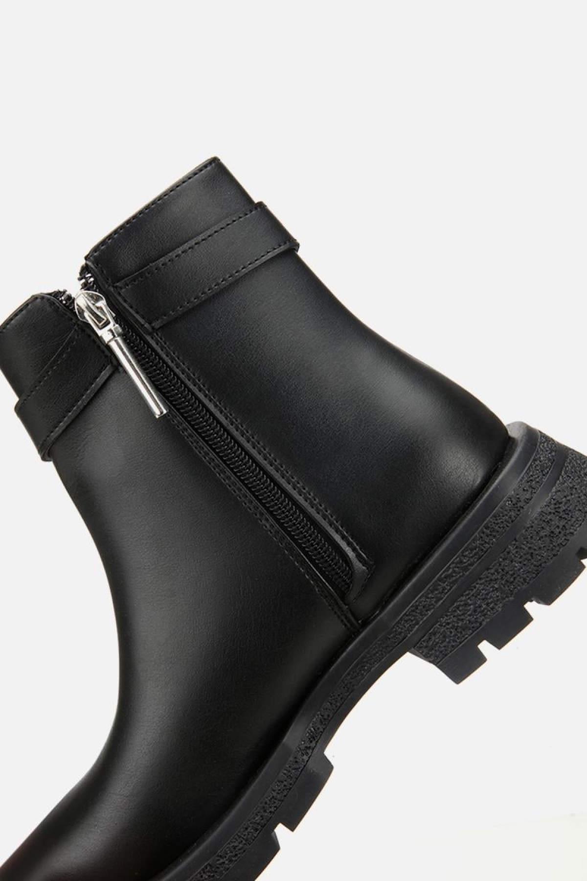 Yaya By Hotiç Yaya By Hotiç Kadın Siyah Tokalı Kalın Tabanlı Düz Bot | Flo Siyah - 6. görsel